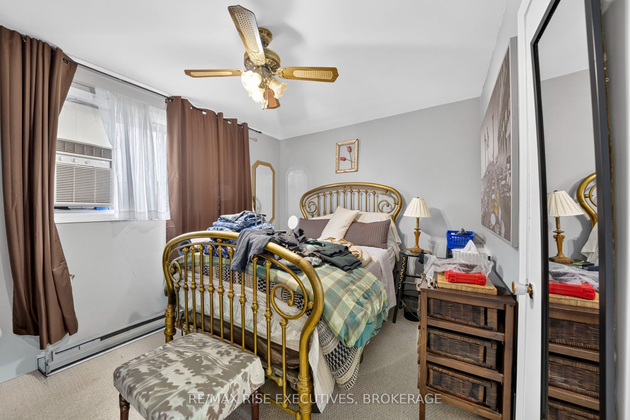 33 Montgomery Boulevard Property Photo 12