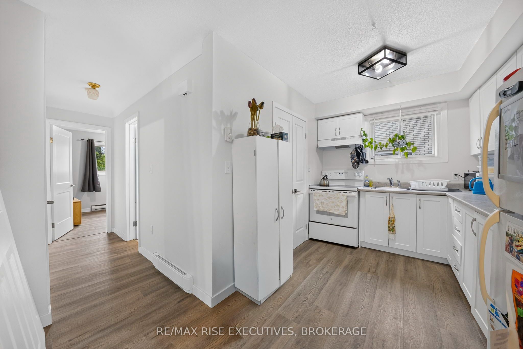 33 Montgomery Boulevard Property Photo 19