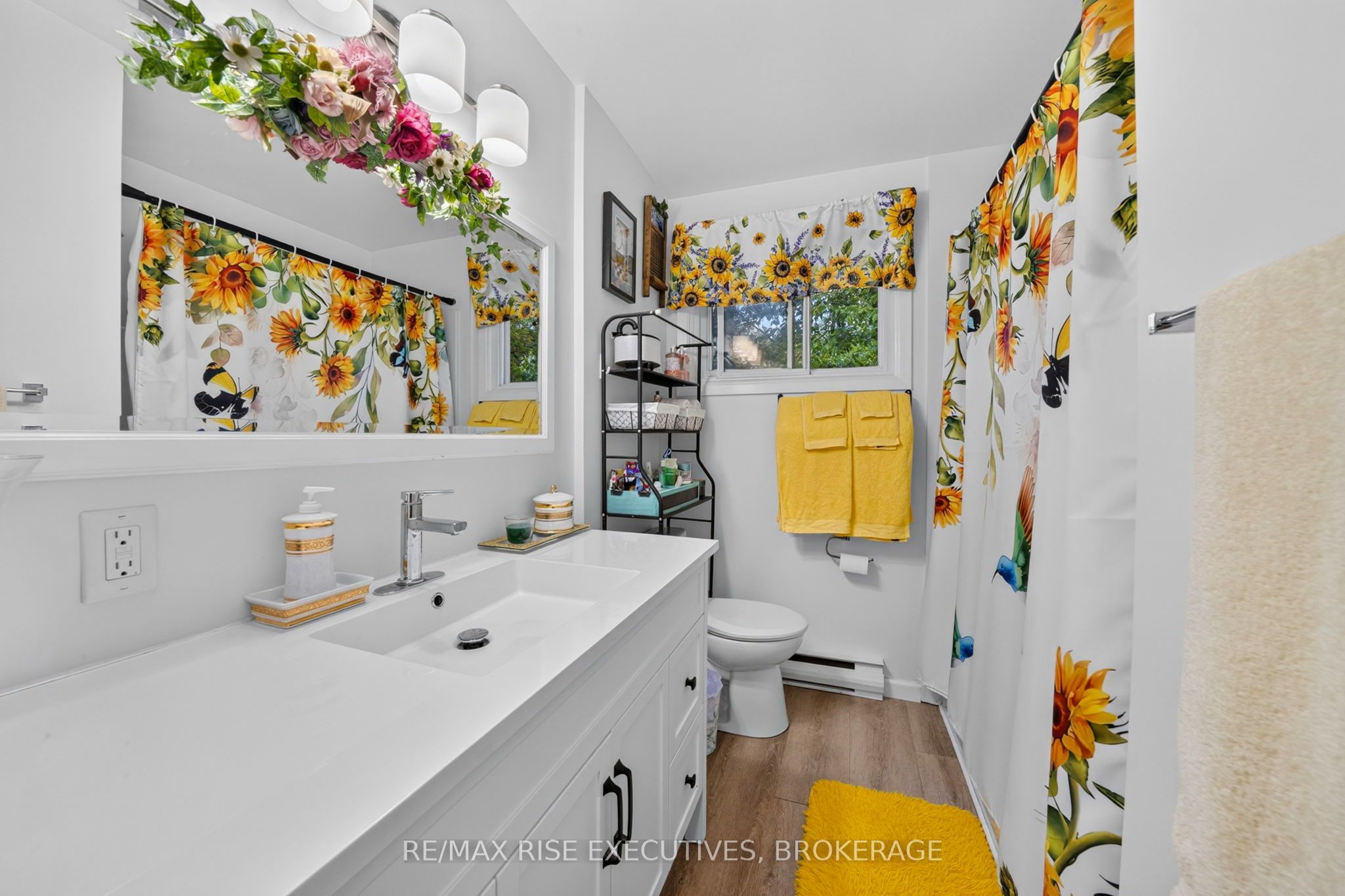 33 Montgomery Boulevard Property Photo 31