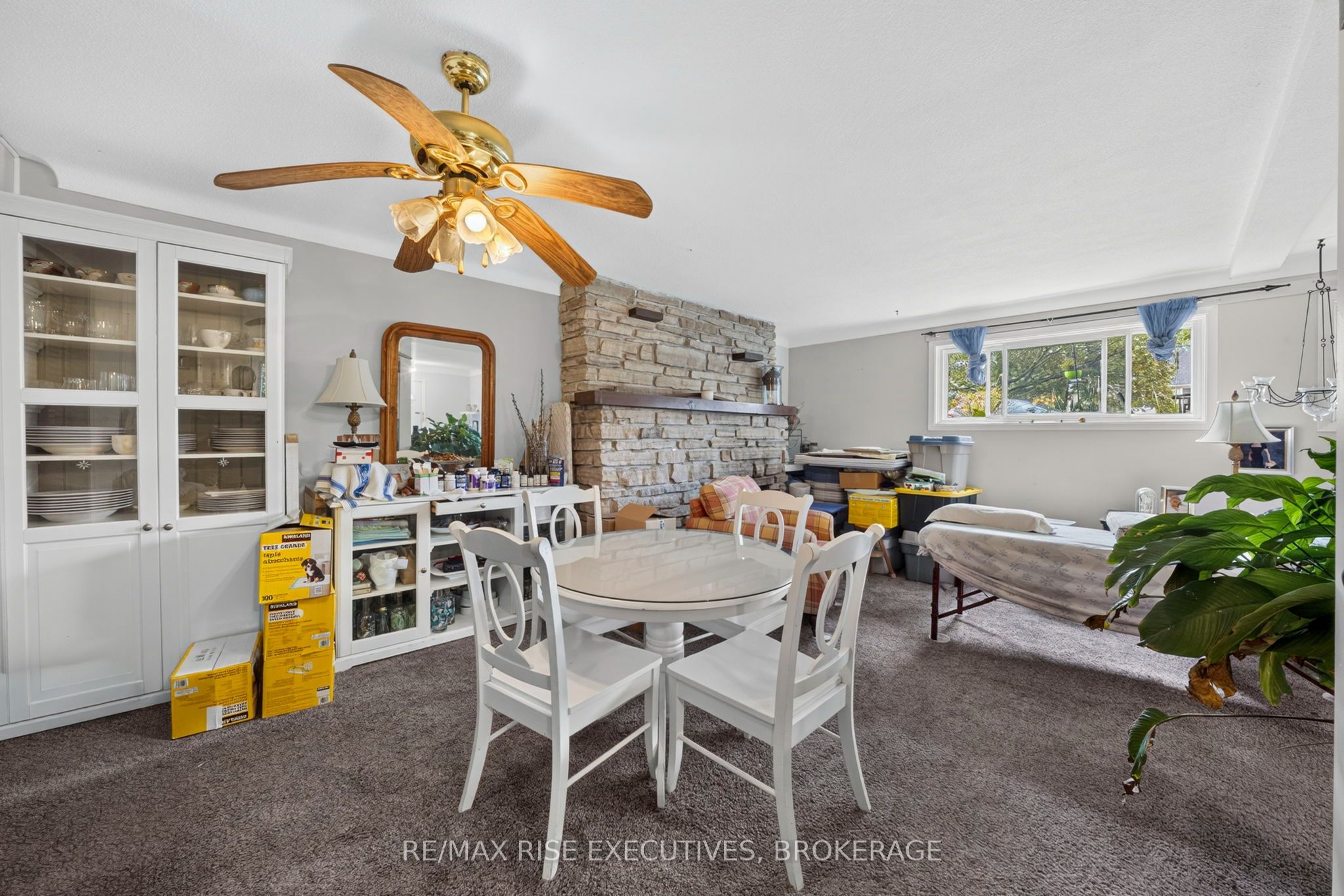 33 Montgomery Boulevard Property Photo 38