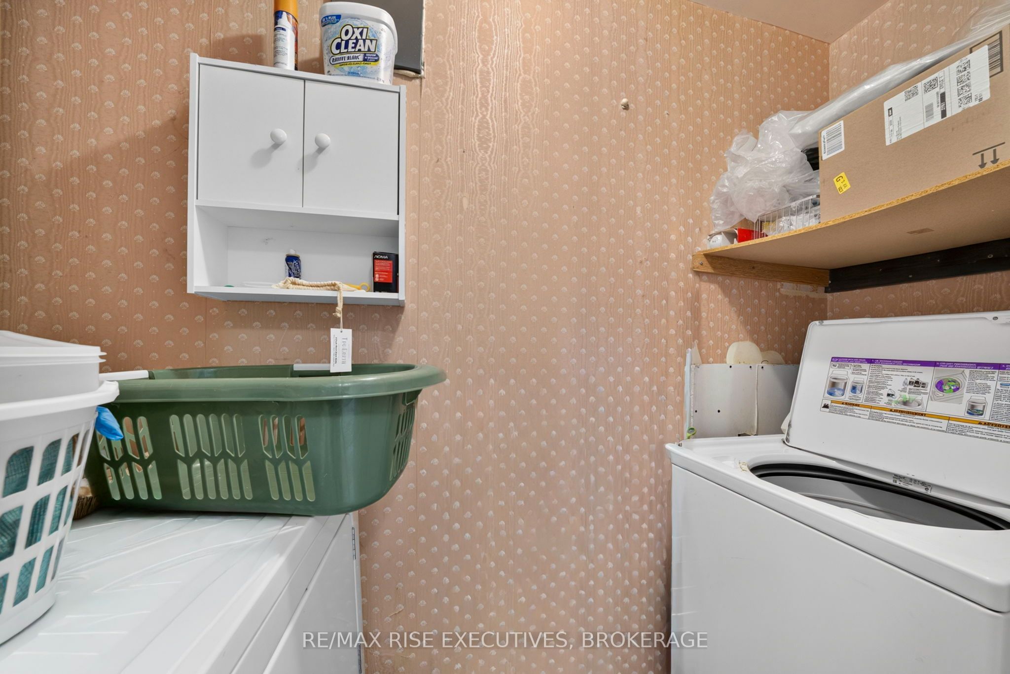 33 Montgomery Boulevard Property Photo 41