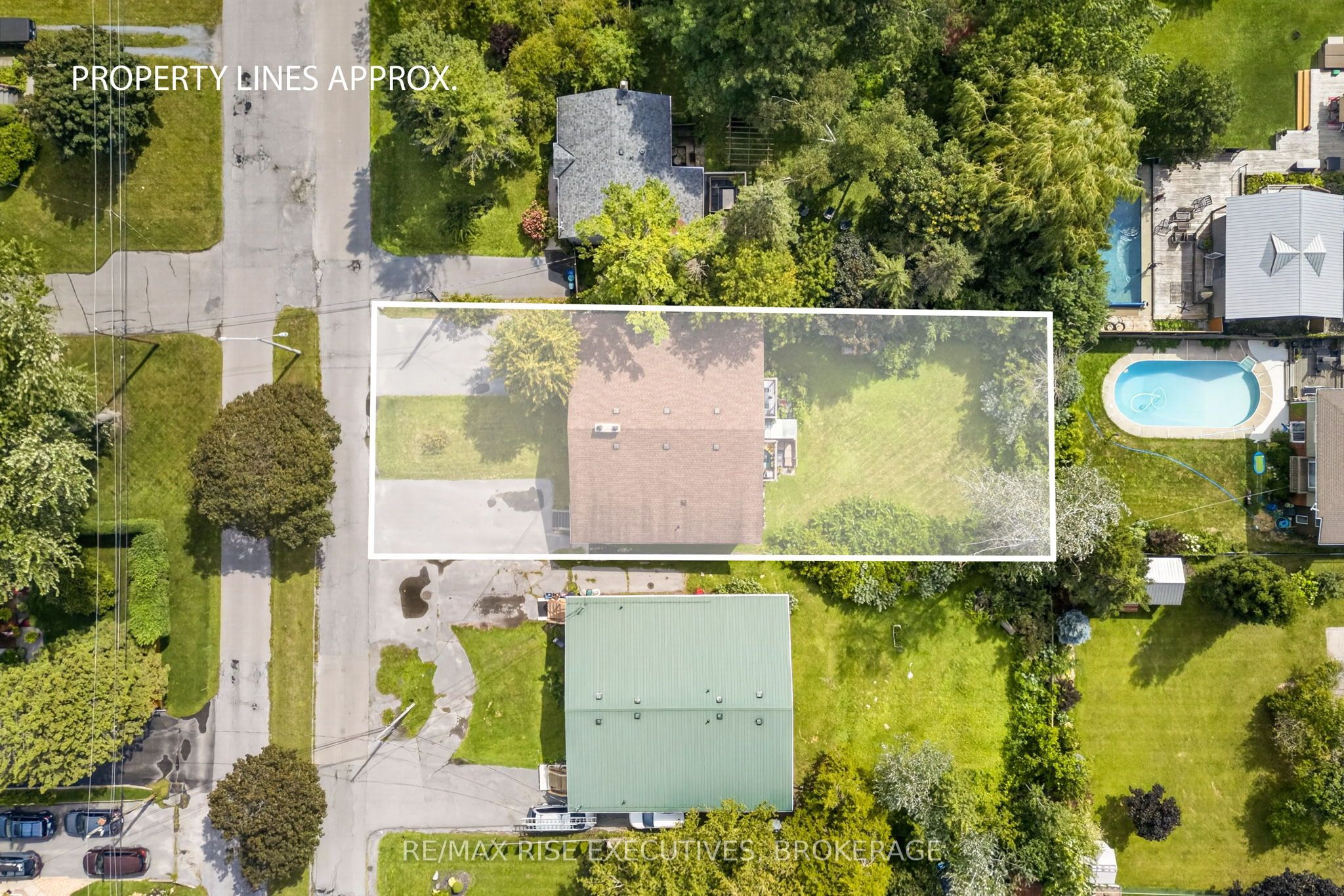 33 Montgomery Boulevard Property Photo 50