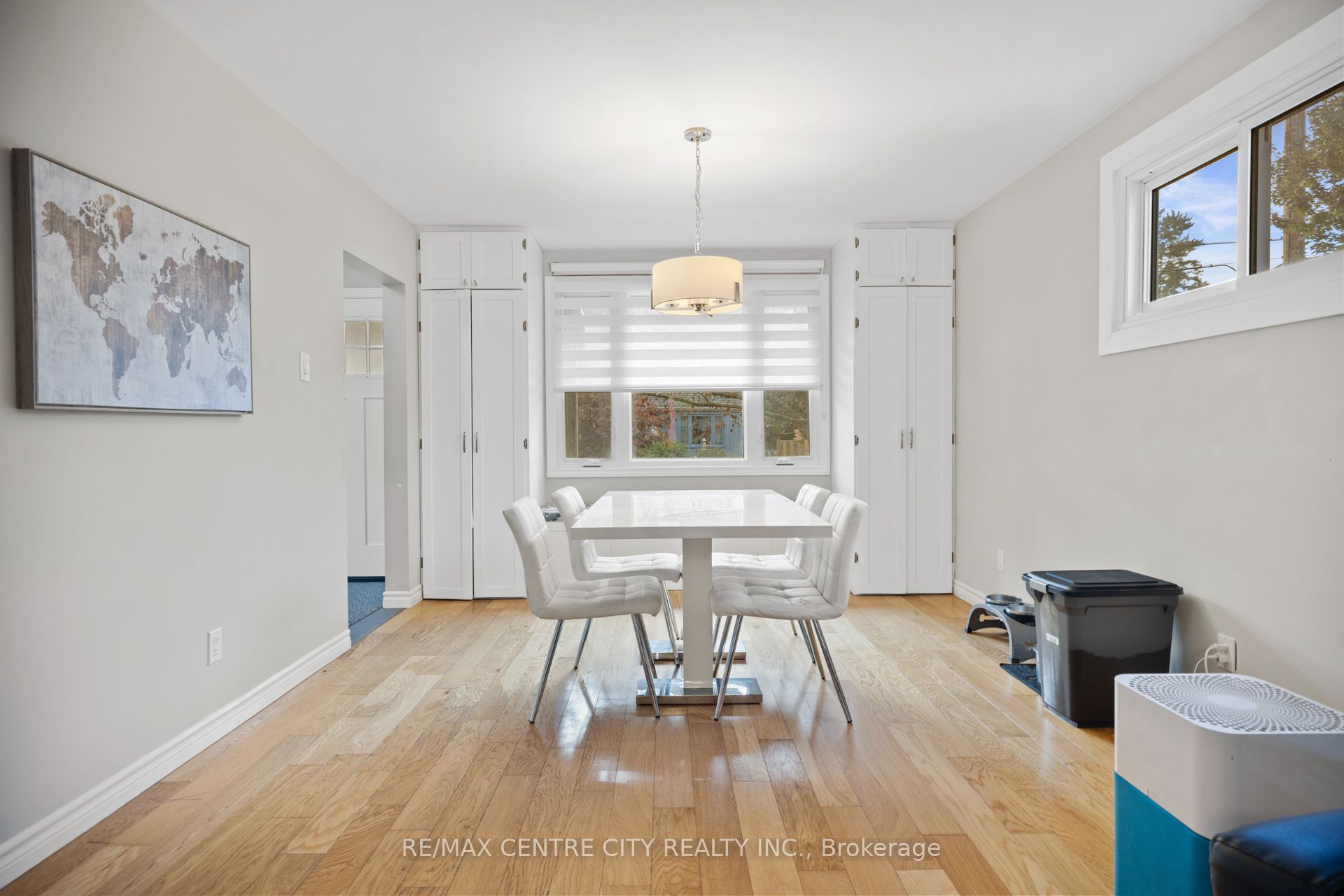 54 Miles Street Property Photo 6