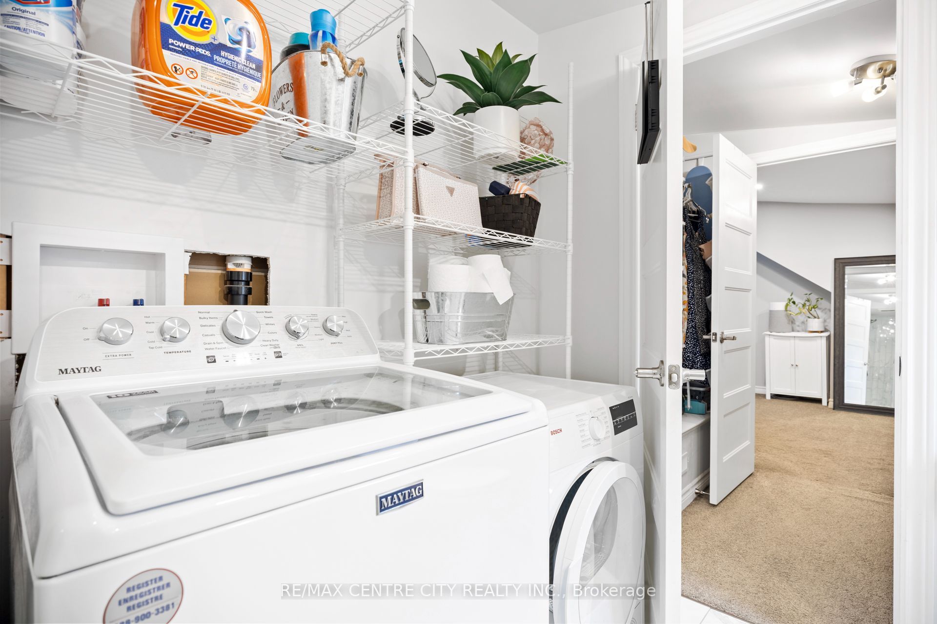 54 Miles Street Property Photo 16