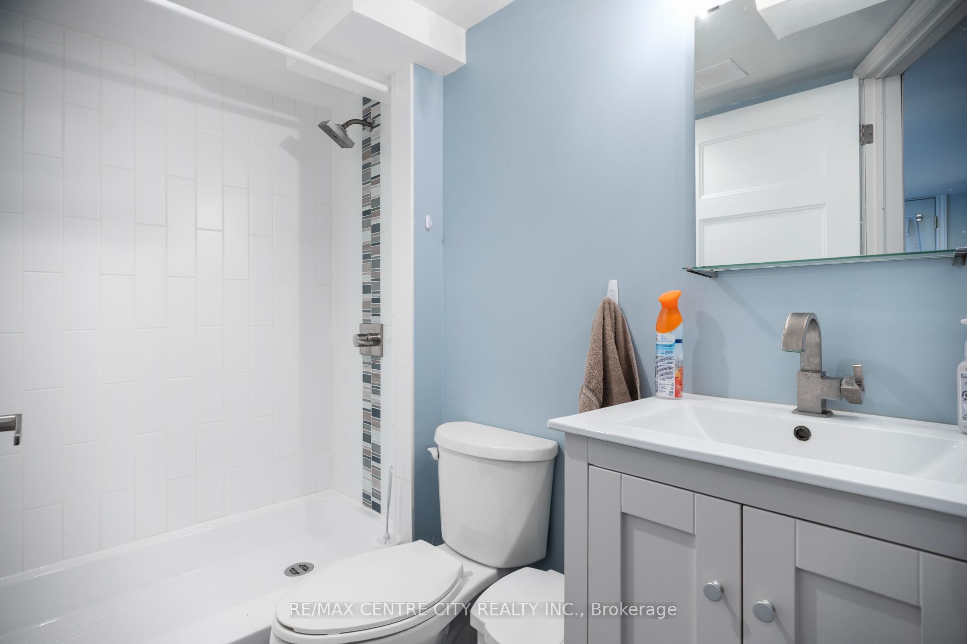 54 Miles Street Property Photo 18