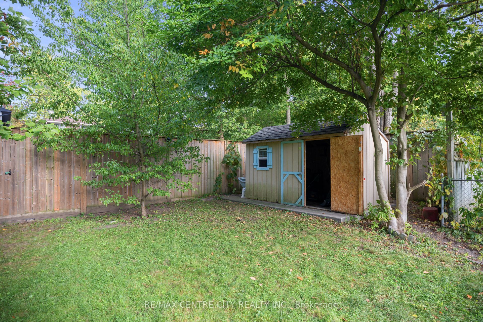 54 Miles Street Property Photo 21