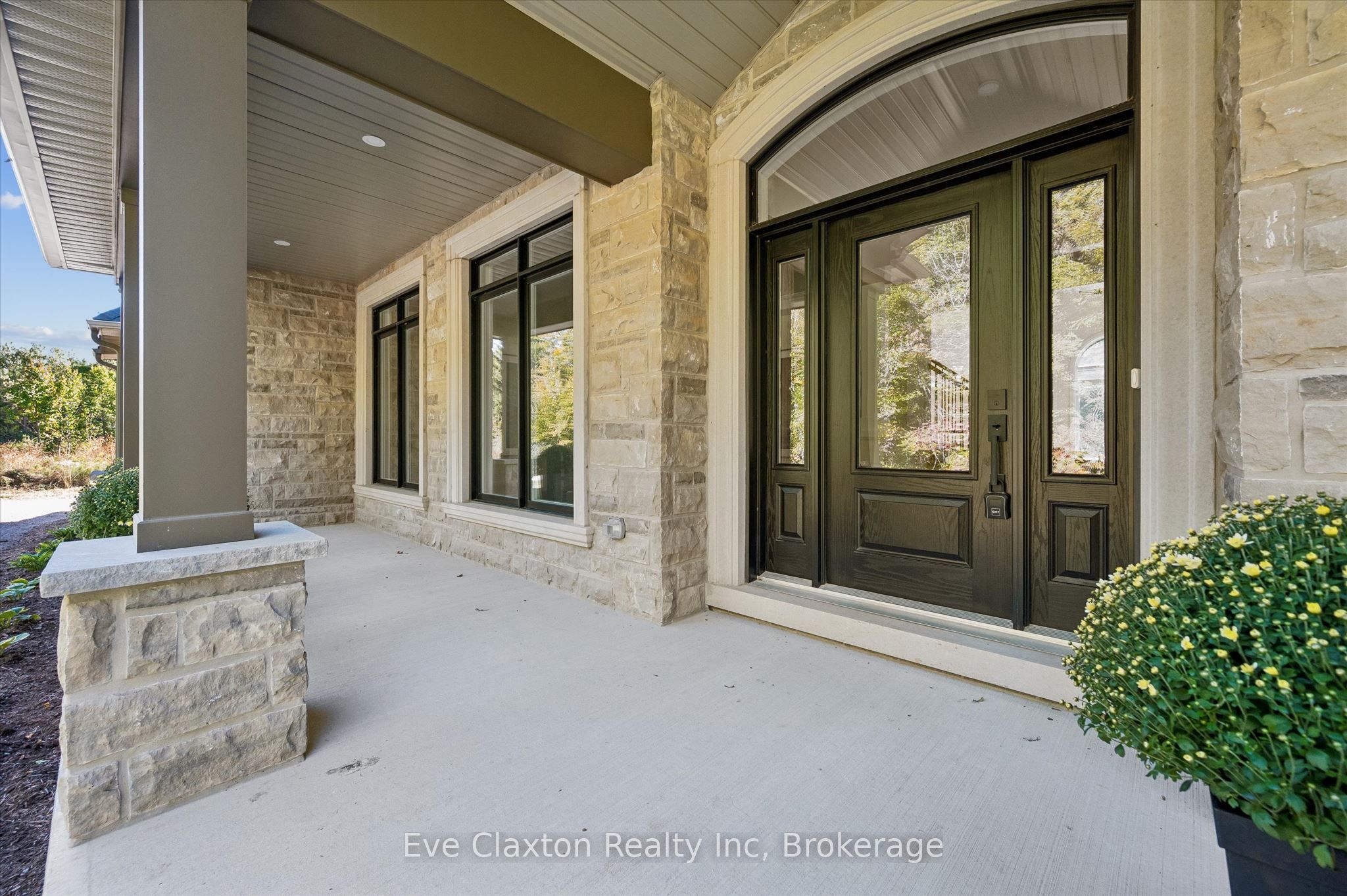 4512 Concession 11 Road Property Photo 4