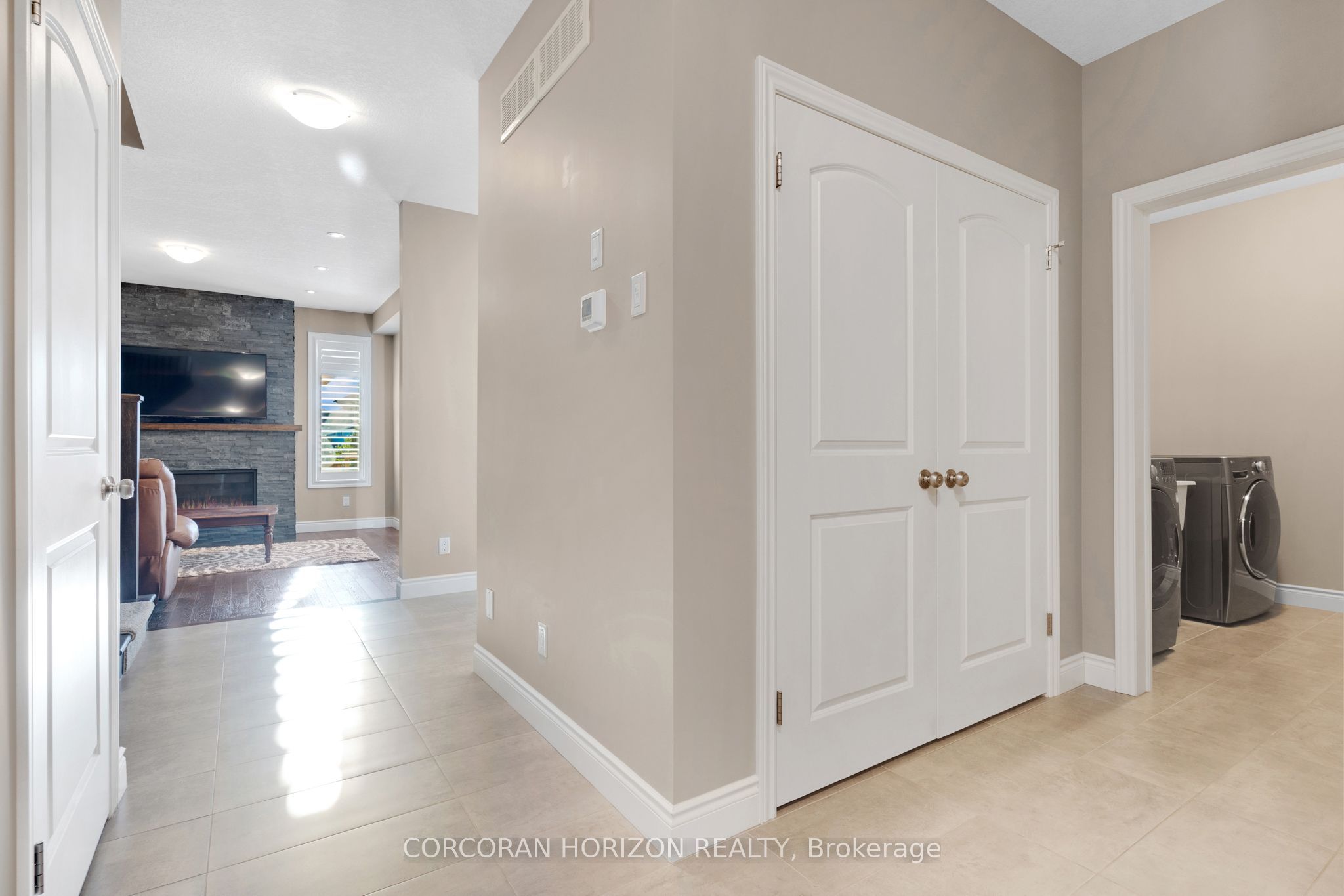 213 Ladyslipper Drive Property Photo 7