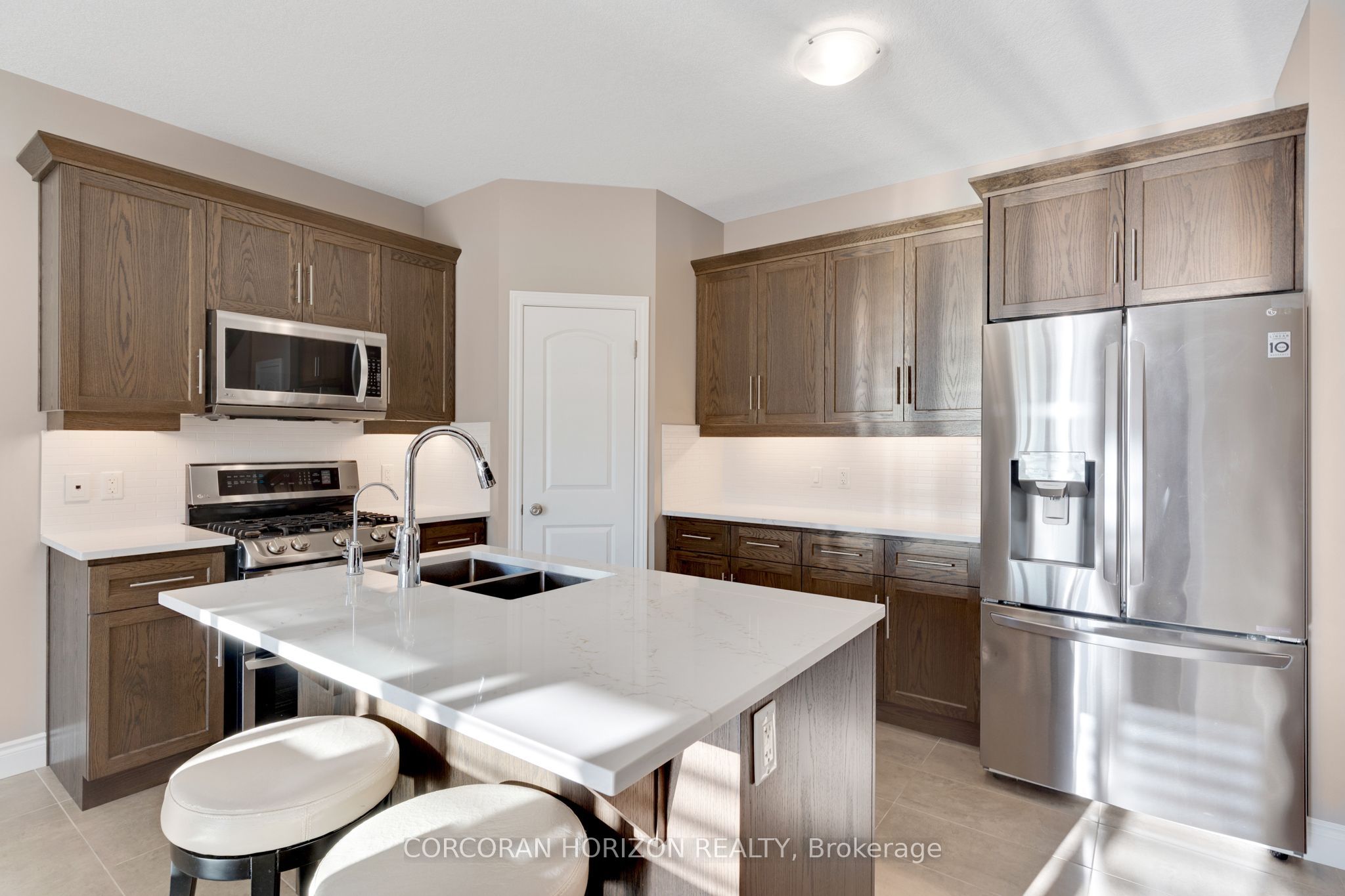 213 Ladyslipper Drive Property Photo 20