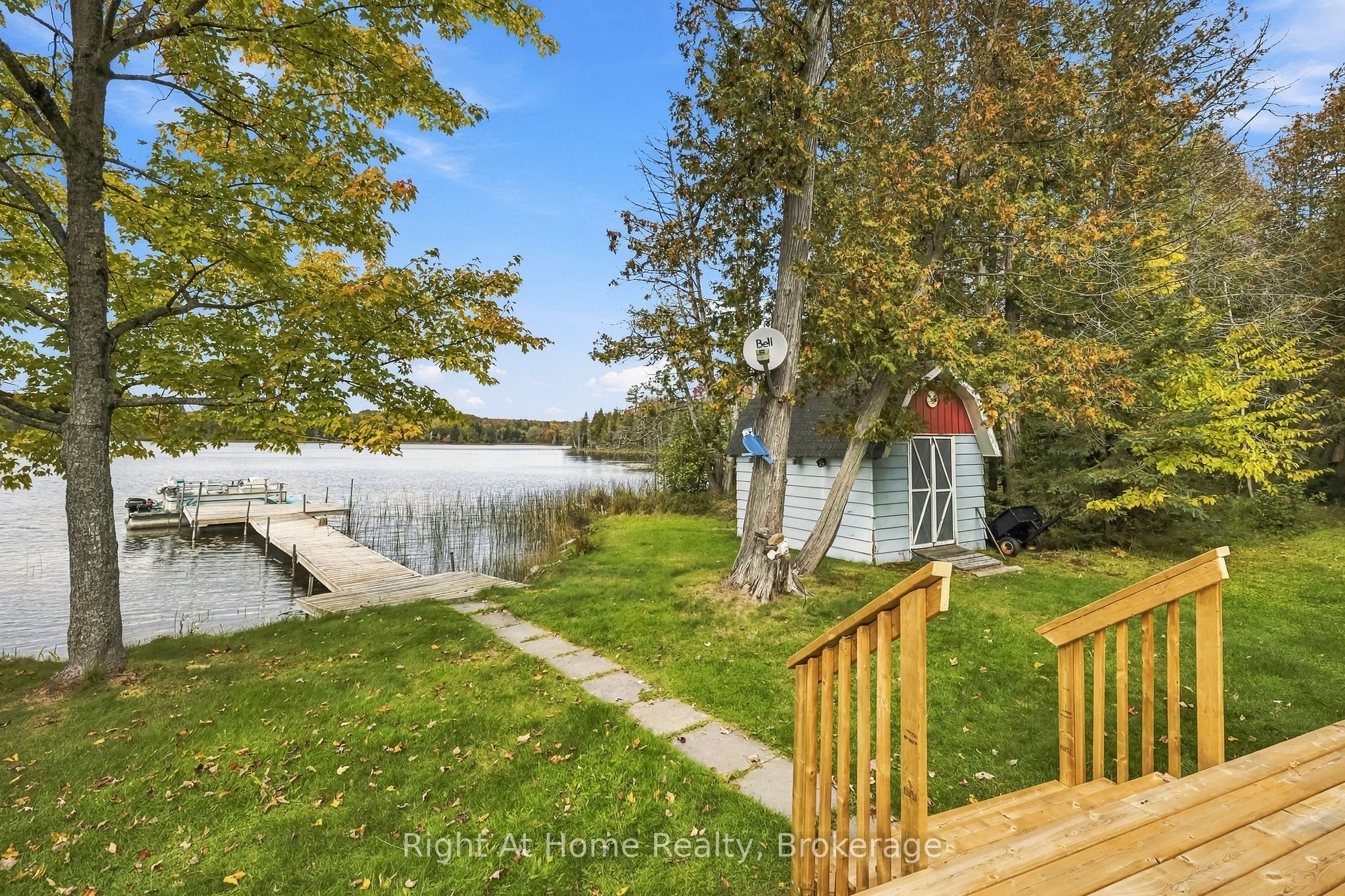 25 Snow Lk Lane Property Photo 29
