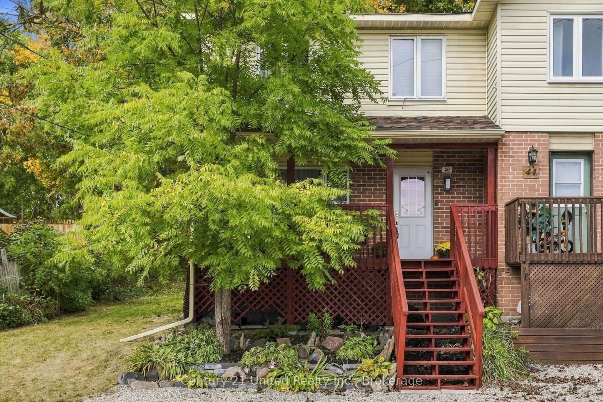 46 Ridge Street Property Photo 4