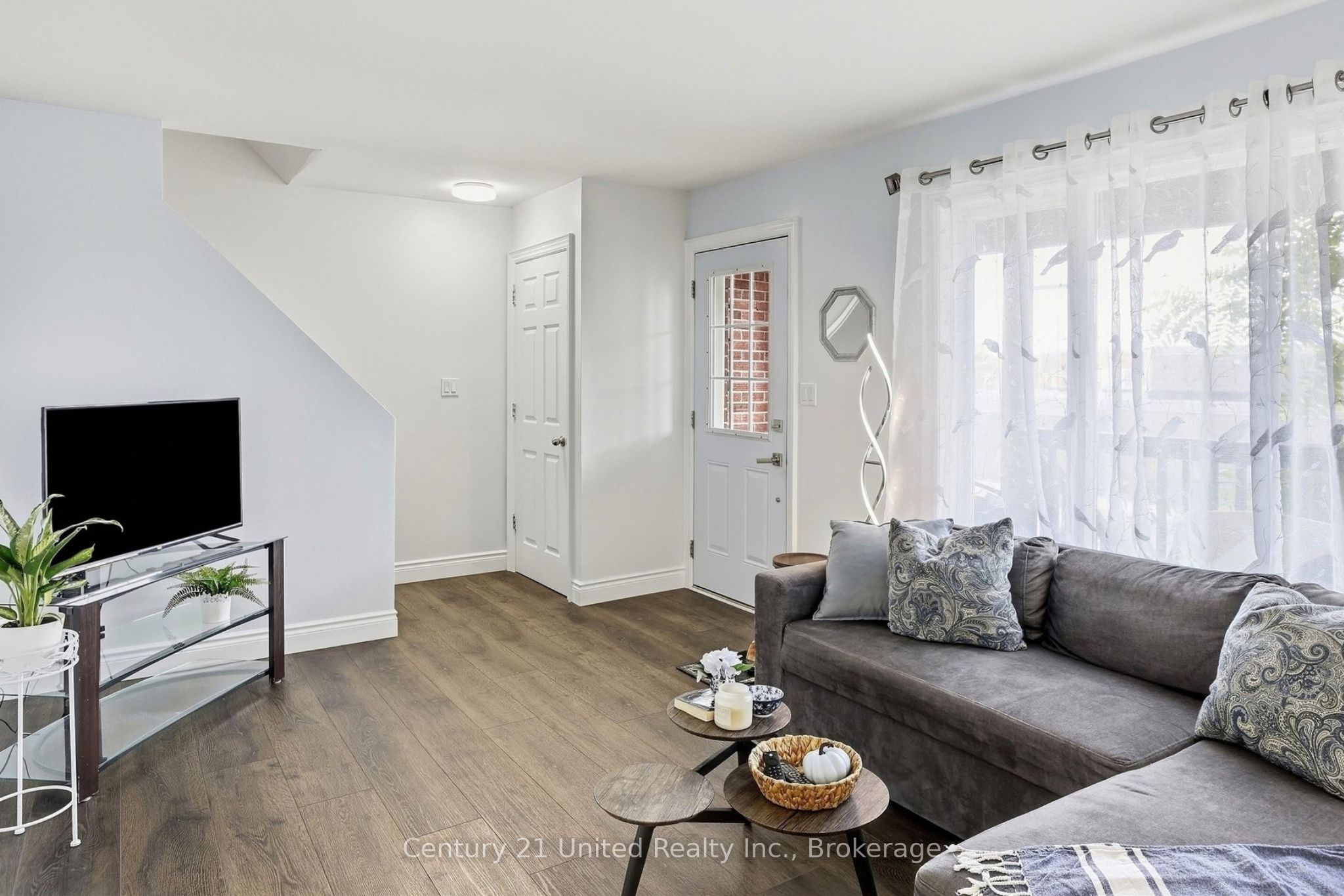46 Ridge Street Property Photo 8