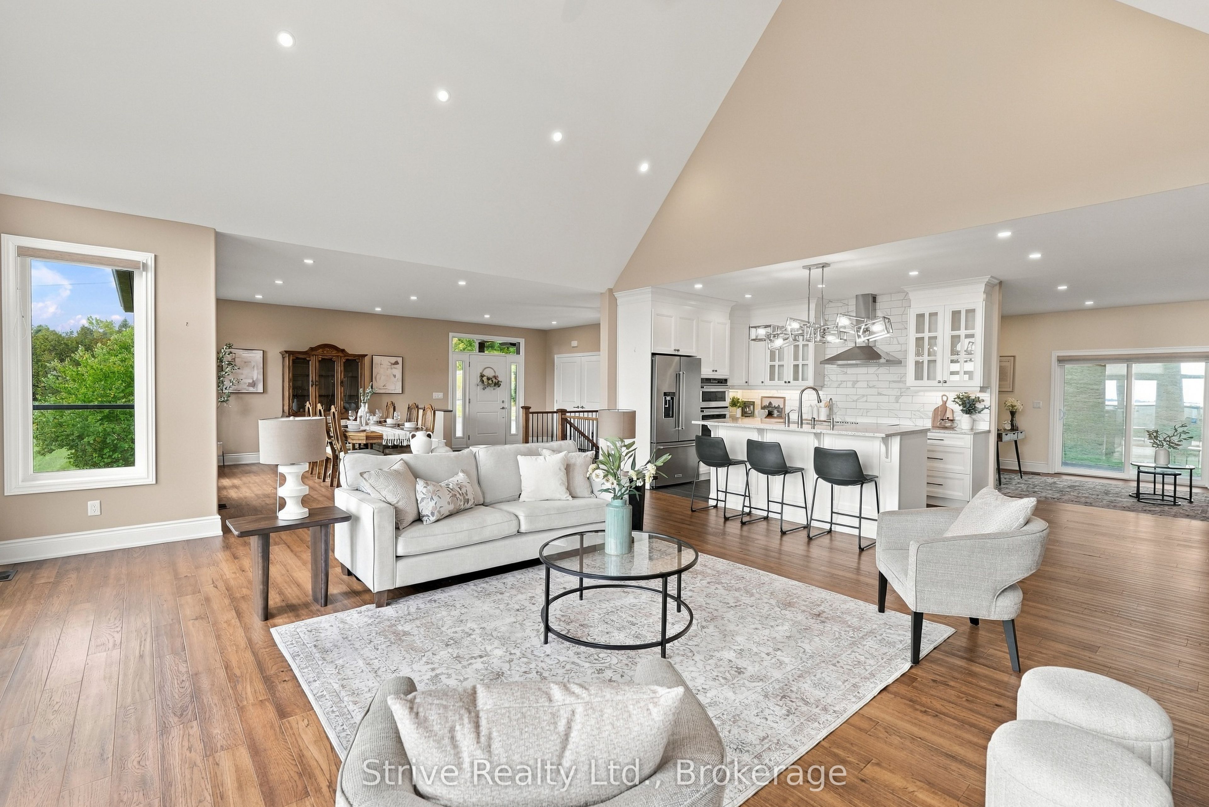 667 Huff Road Property Photo 11