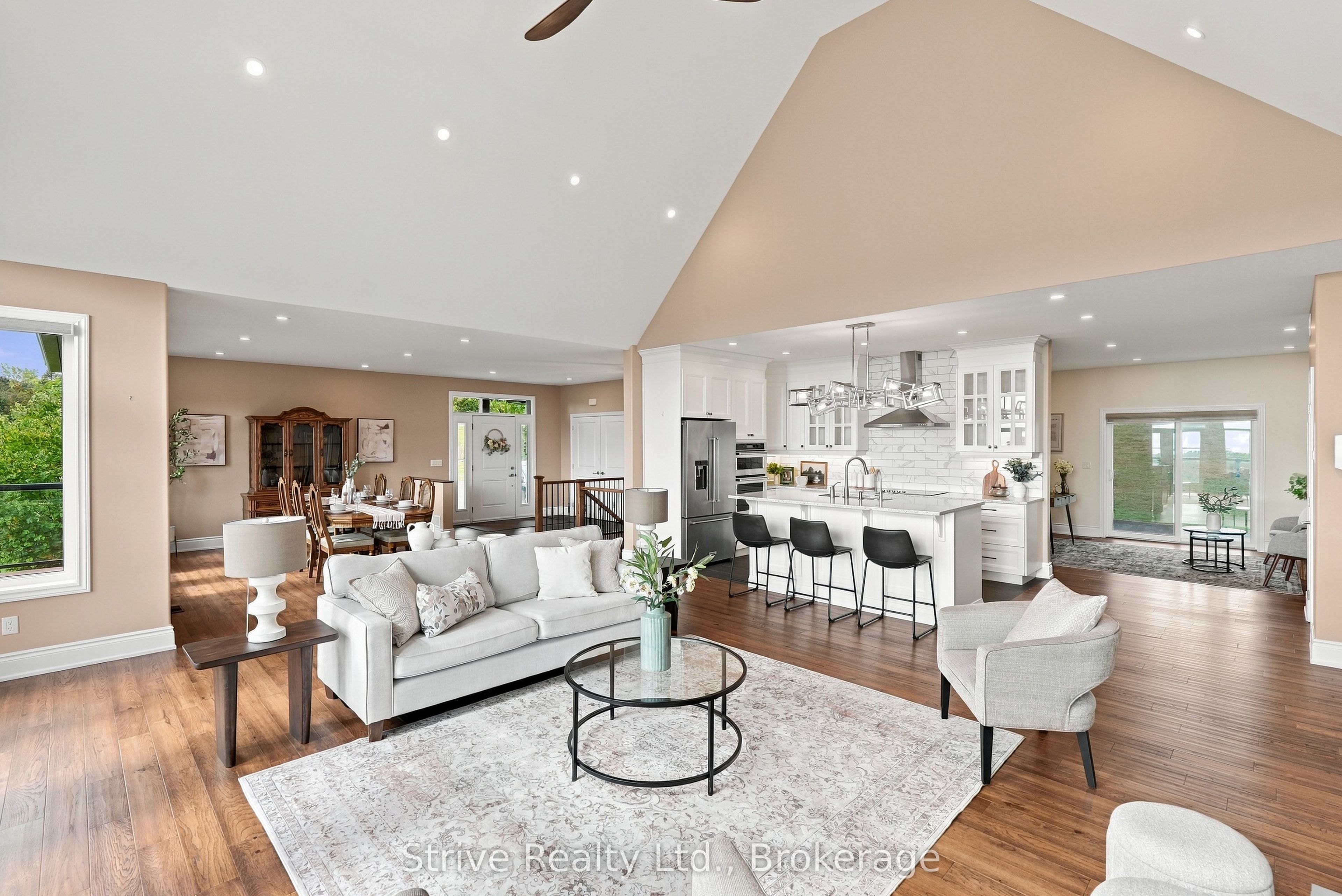 667 Huff Road Property Photo 14
