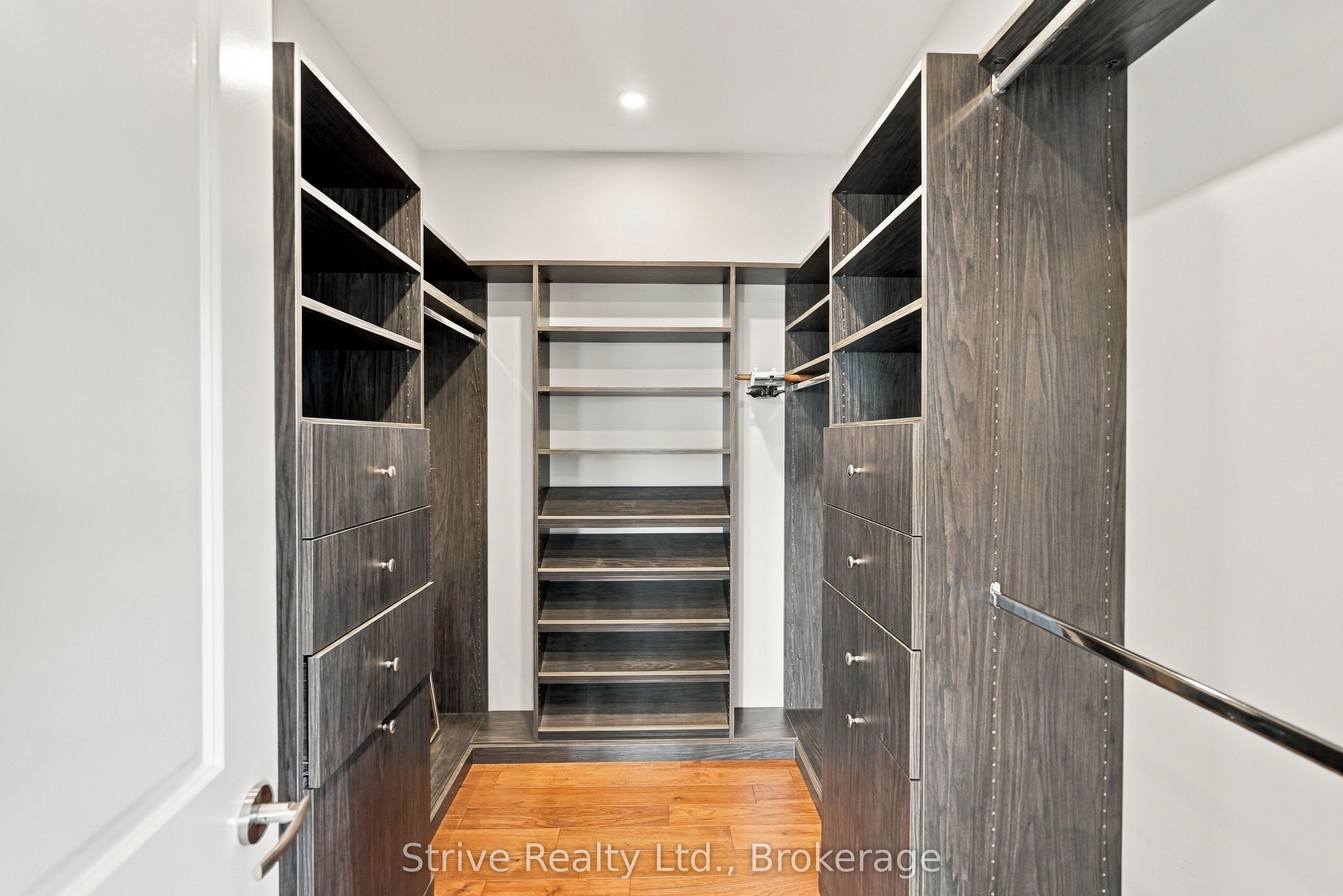 667 Huff Road Property Photo 24