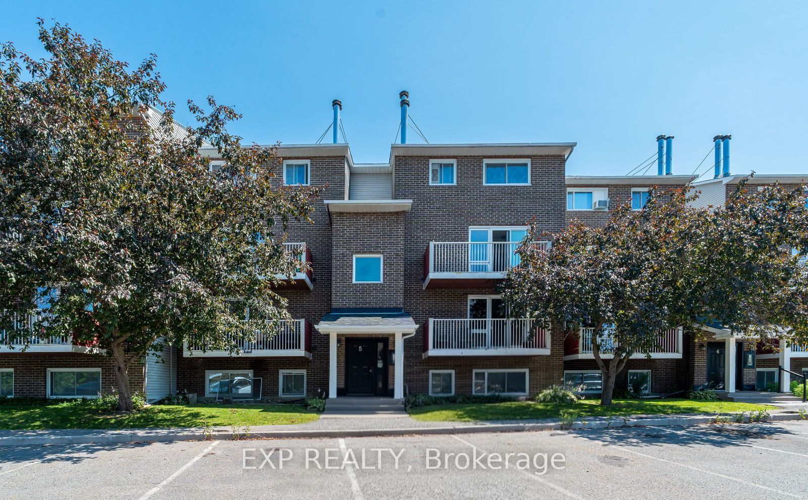 1589 St. Bernard Street 505