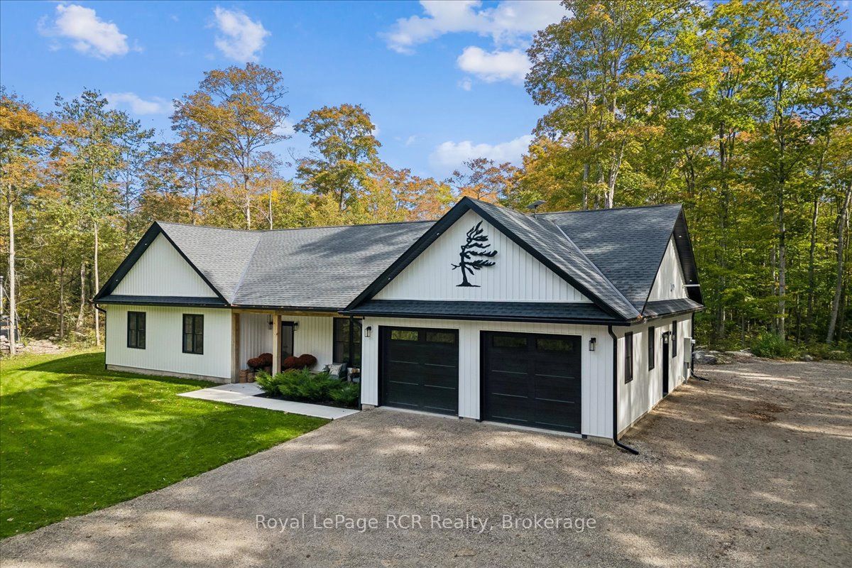 1342 Highway 6 Property Photo 1