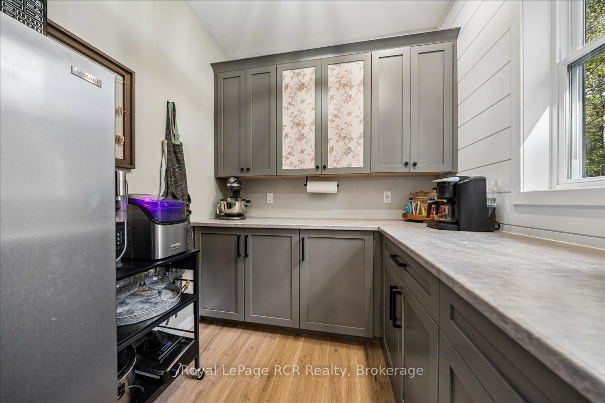 1342 Highway 6 Property Photo 18
