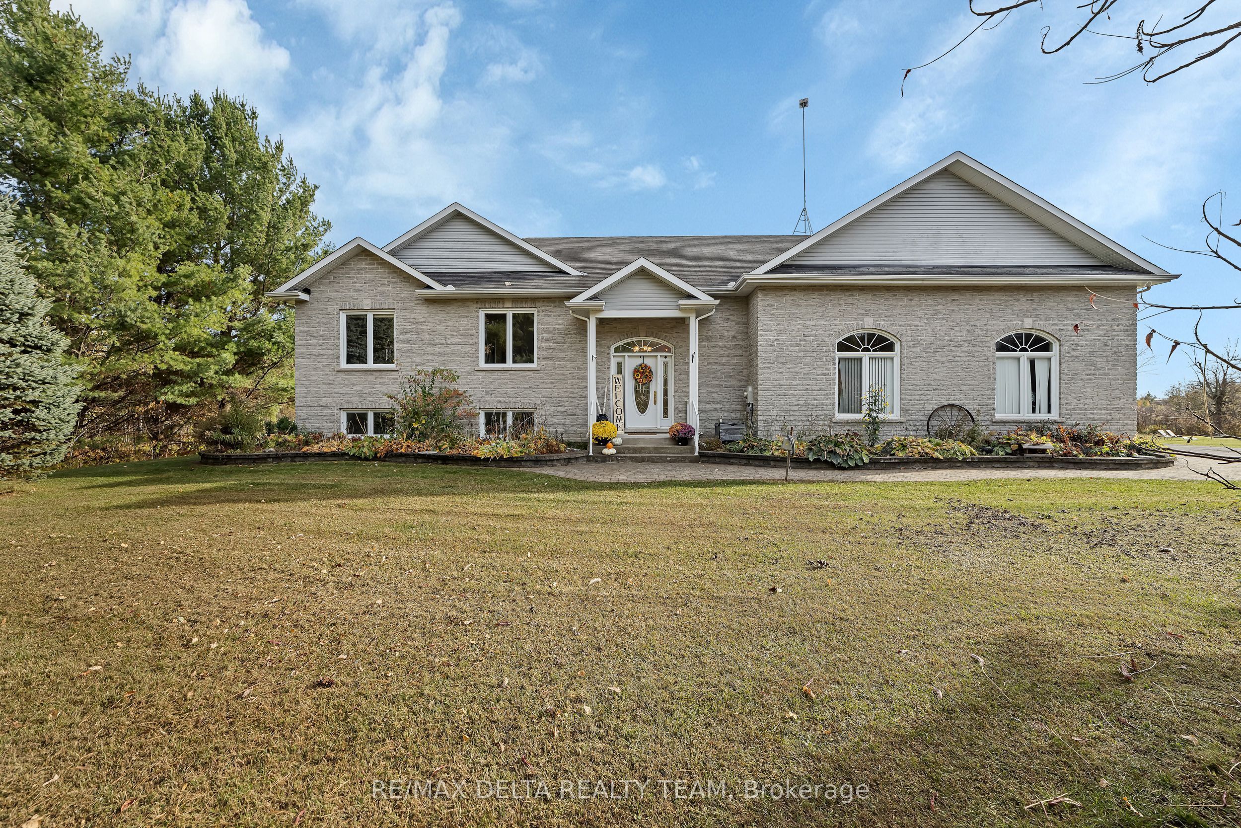 3782 Etienne Road Property Photo 44