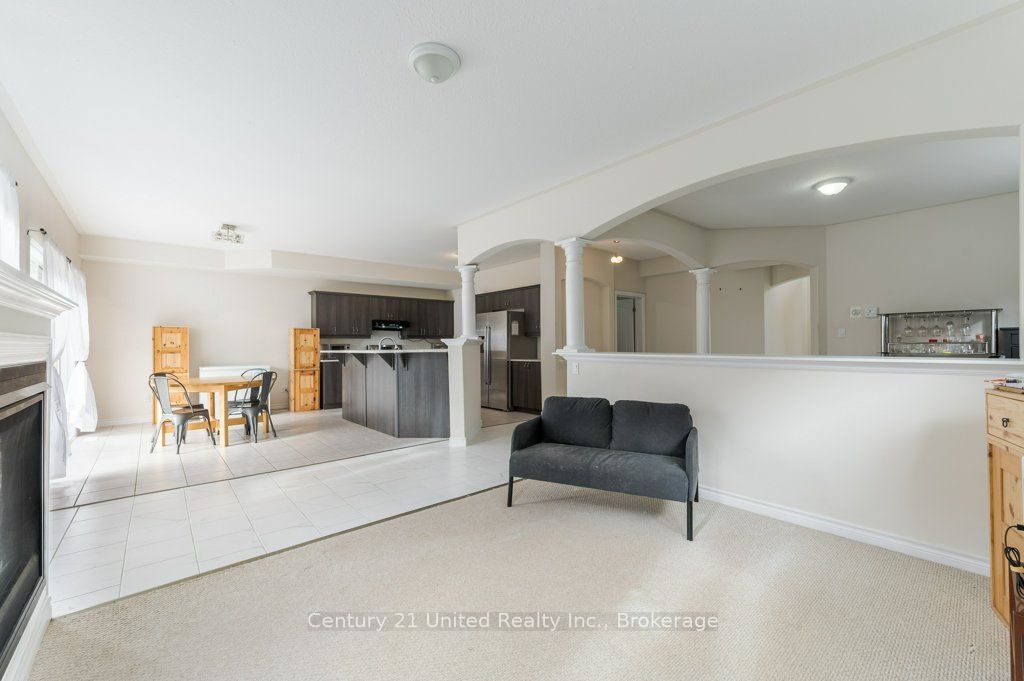 57 Voyageur Street Property Photo 3