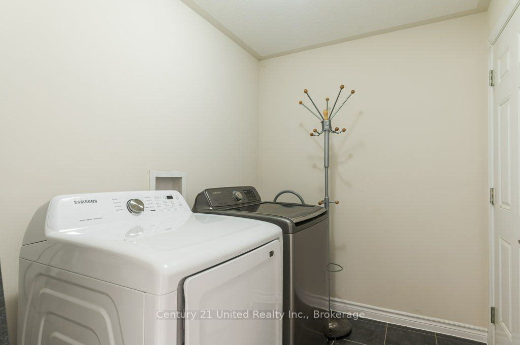 57 Voyageur Street Property Photo 10