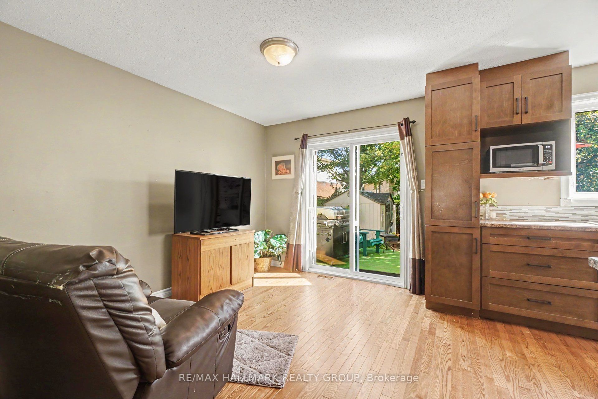96 Pheasant Run Drive Property Photo 8
