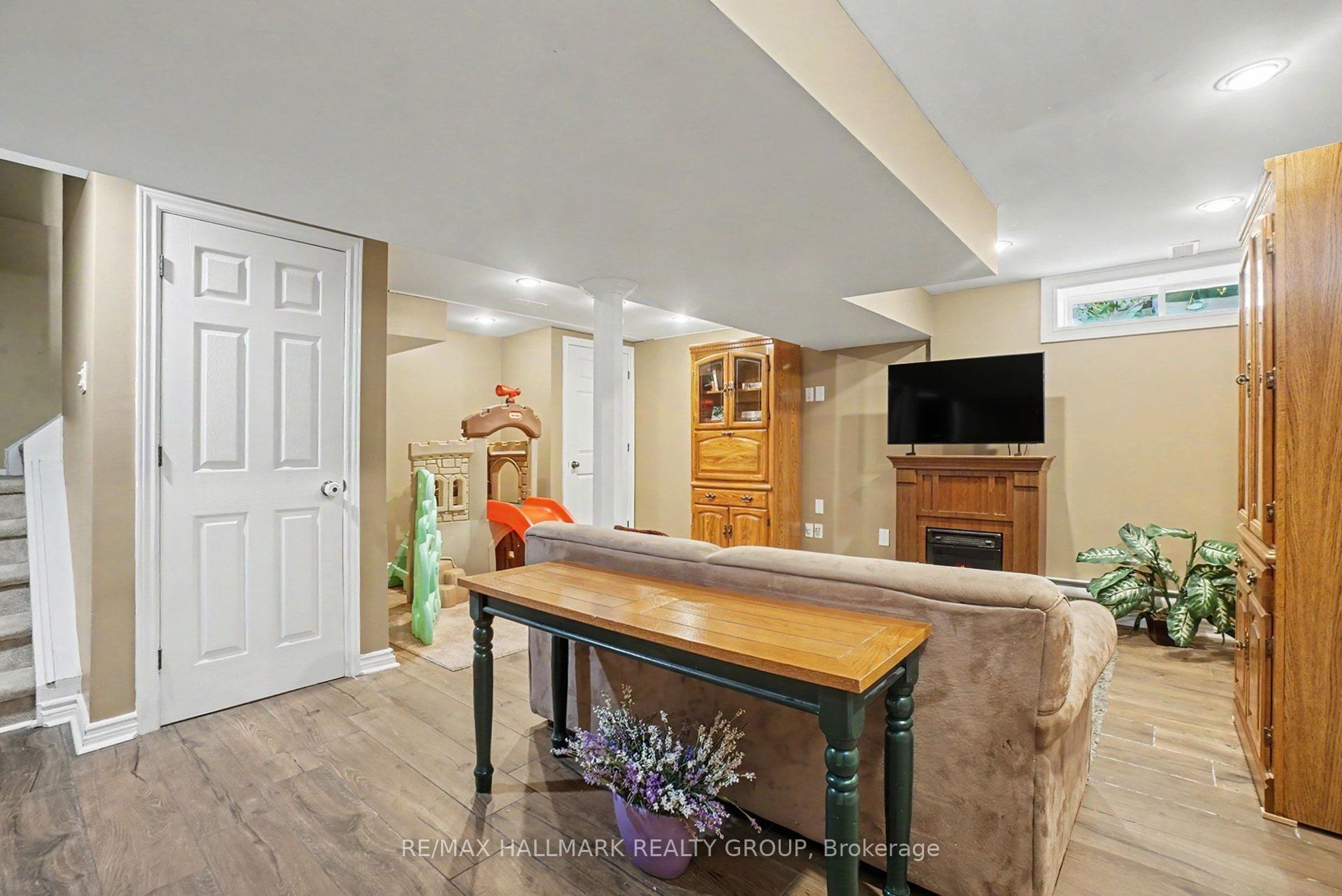 96 Pheasant Run Drive Property Photo 28