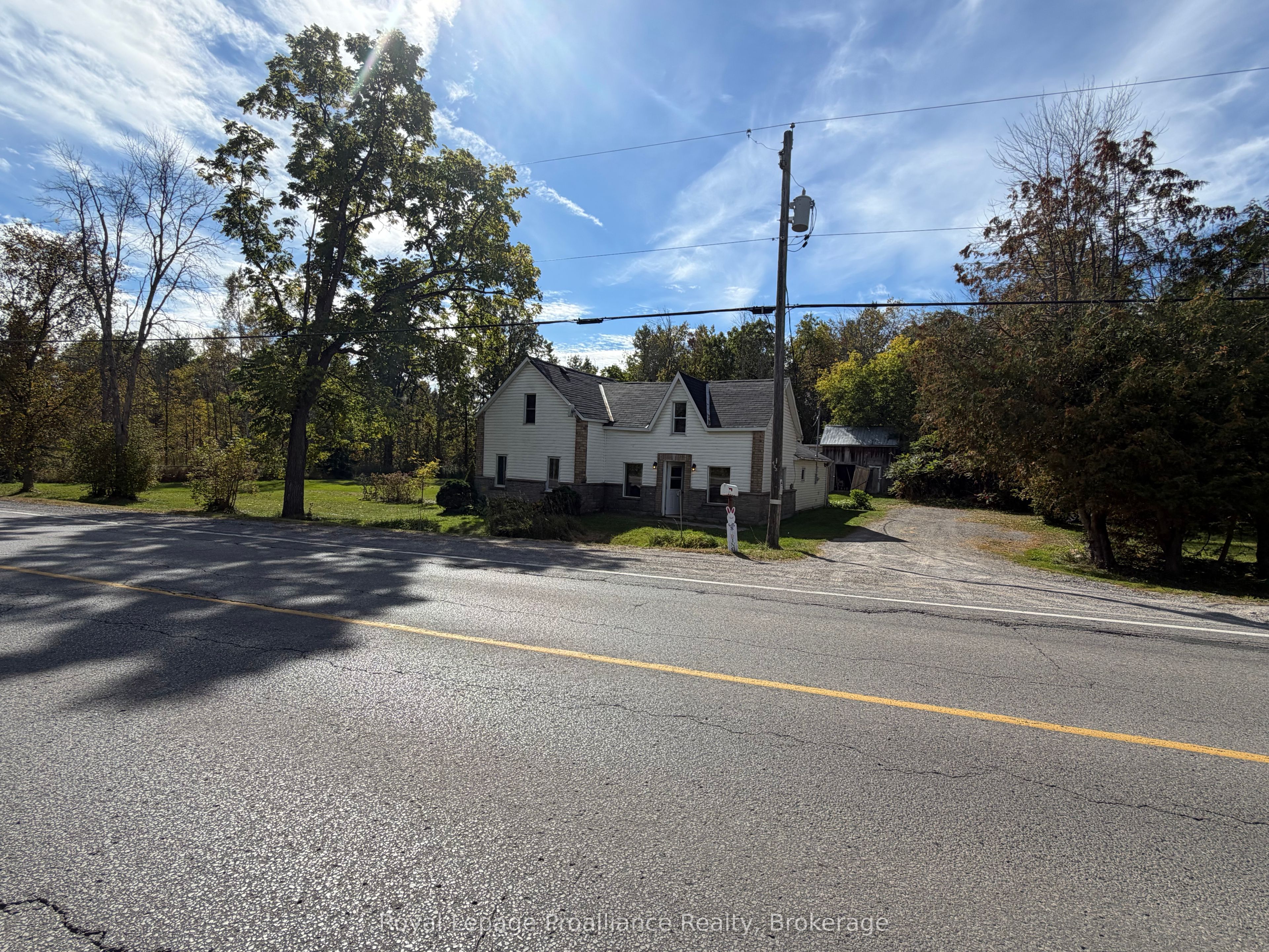 5465 Stirling-marmora Road Property Photo 2
