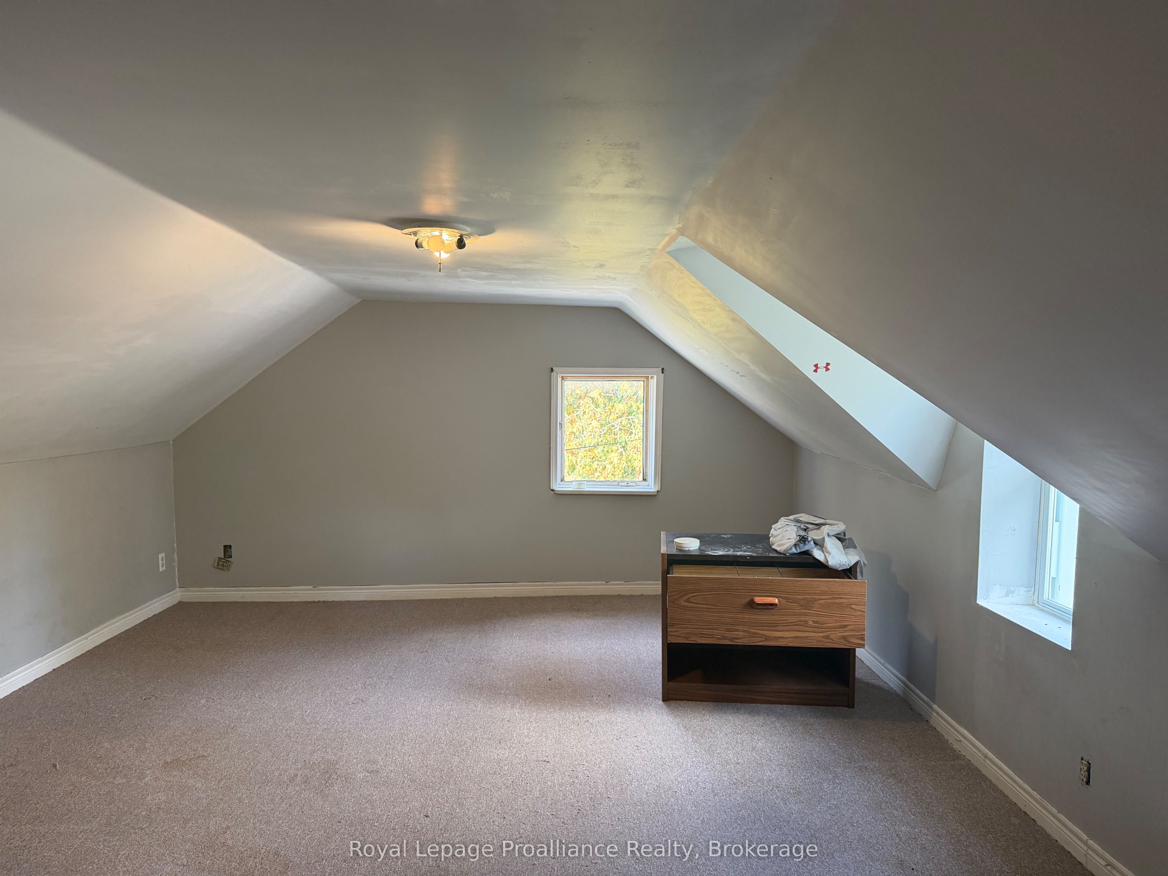 5465 Stirling-marmora Road Property Photo 11