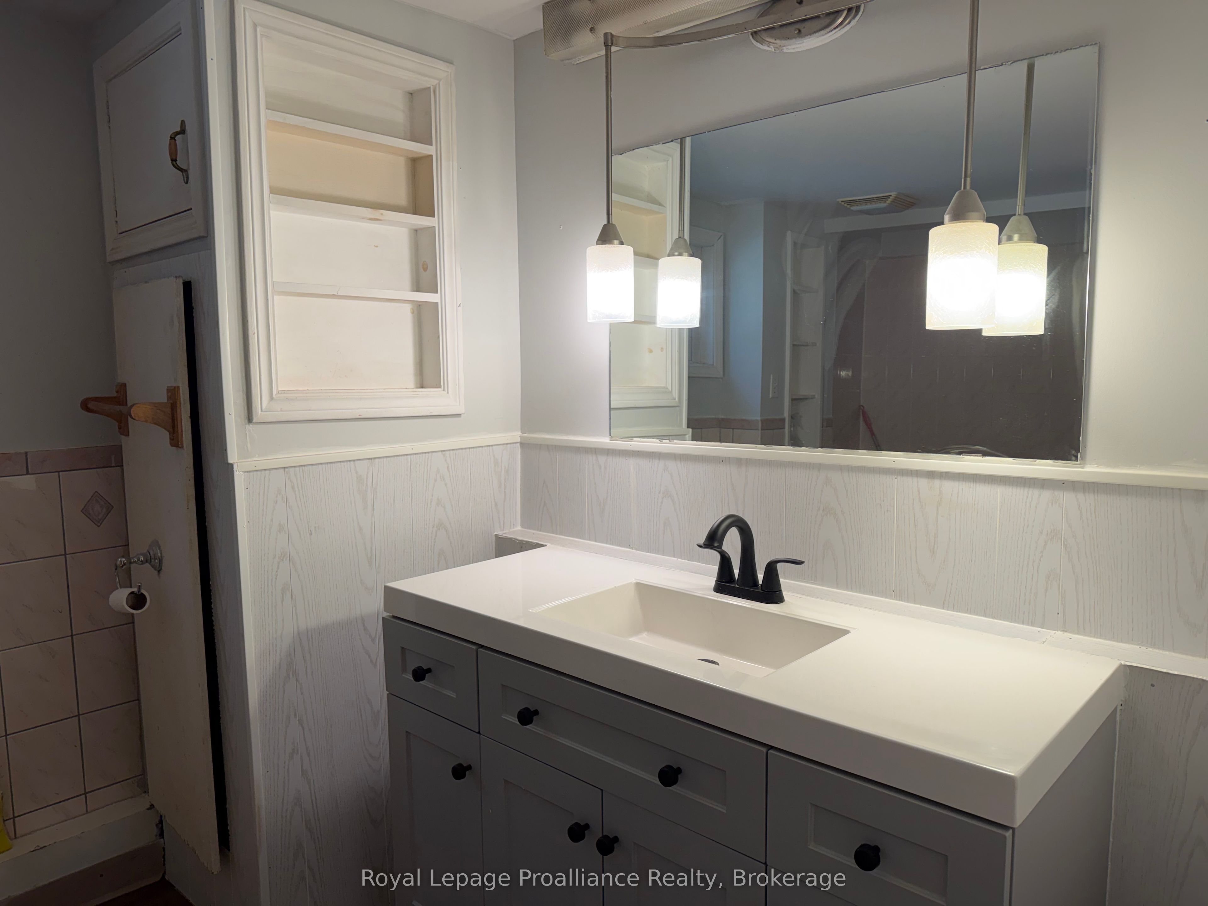 5465 Stirling-marmora Road Property Photo 16