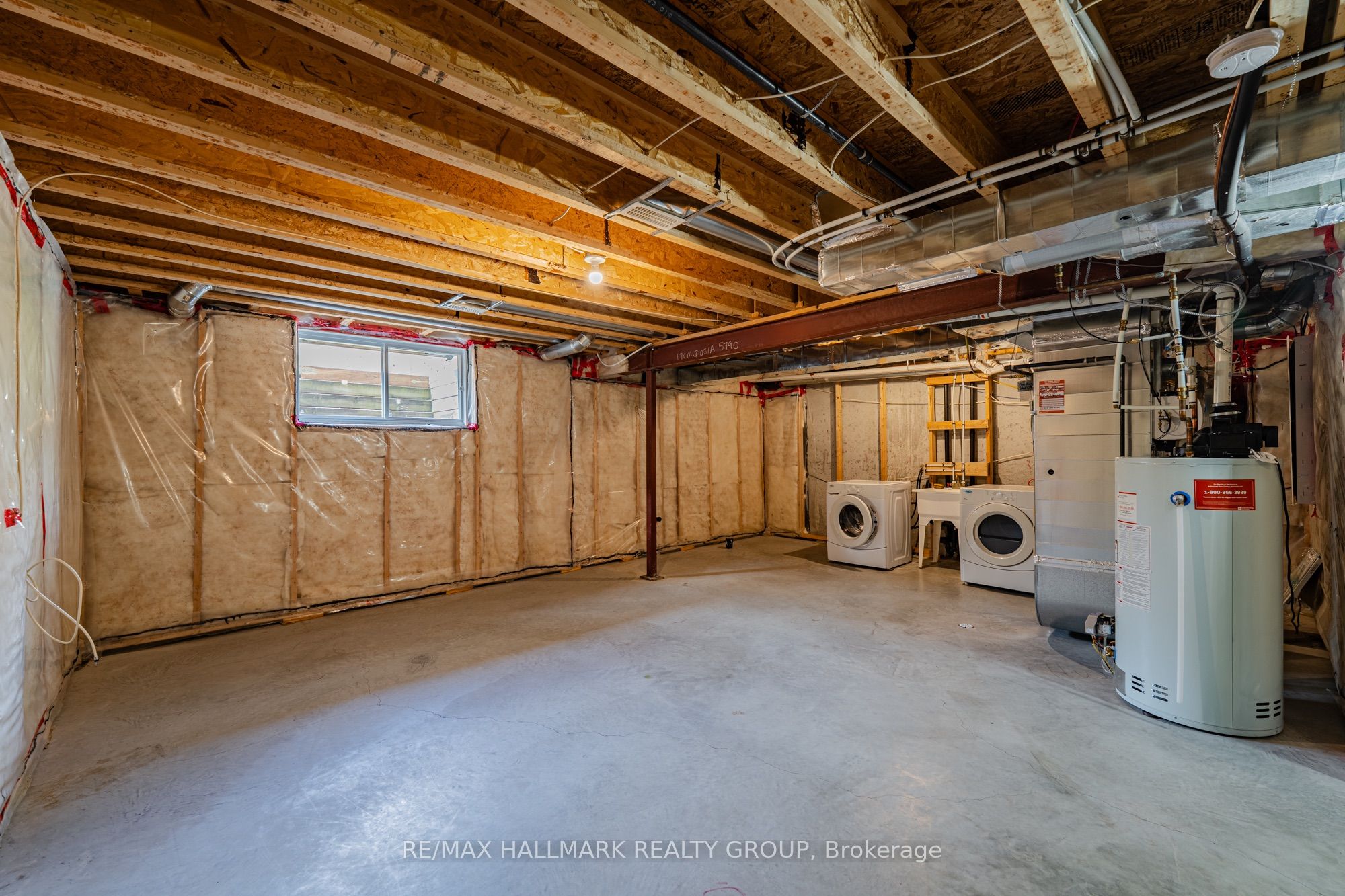 112 Akita Walk Property Photo 27