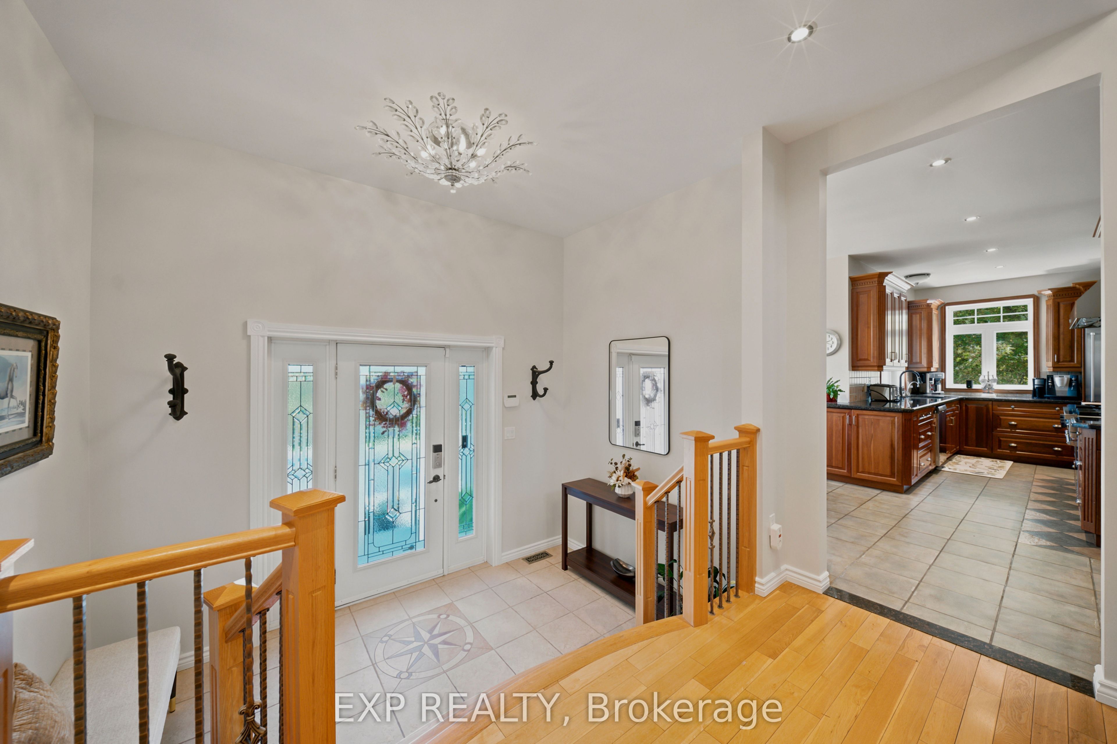 3402 Champlain Street Property Photo 5