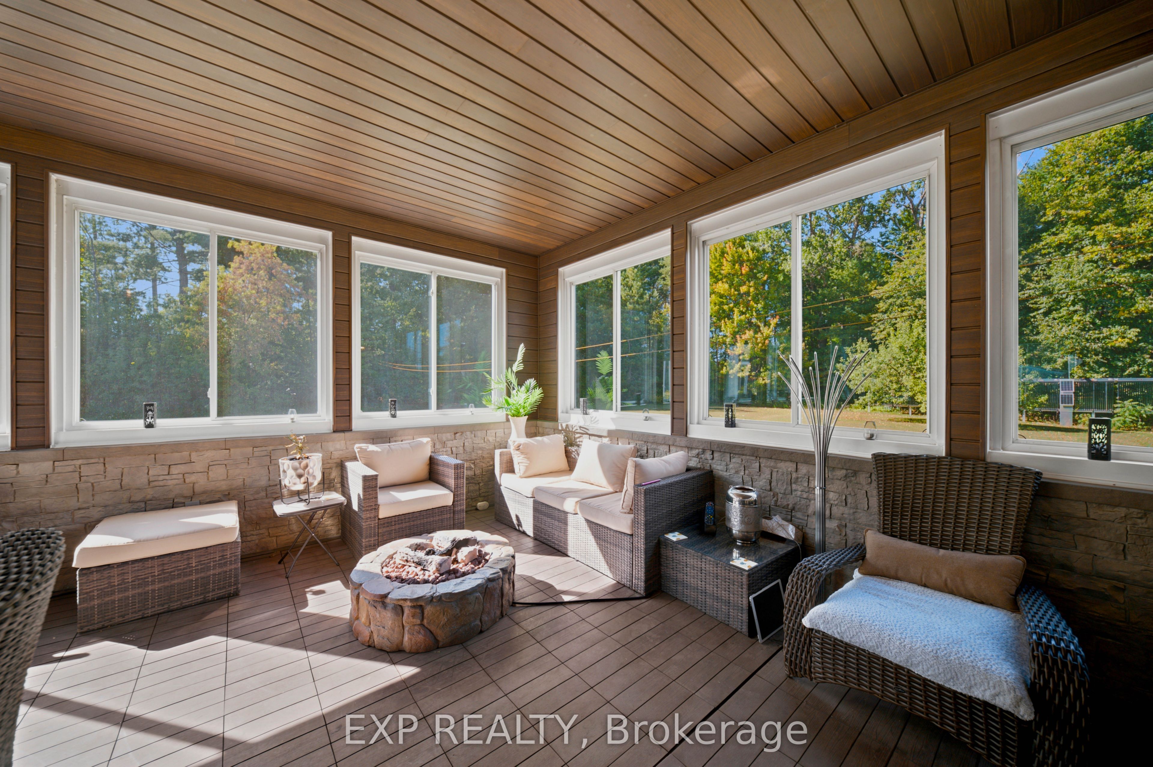 3402 Champlain Street Property Photo 15