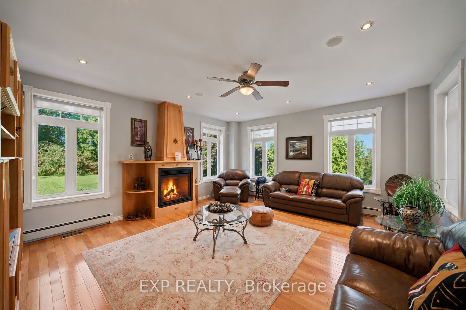3402 Champlain Street Property Photo 20