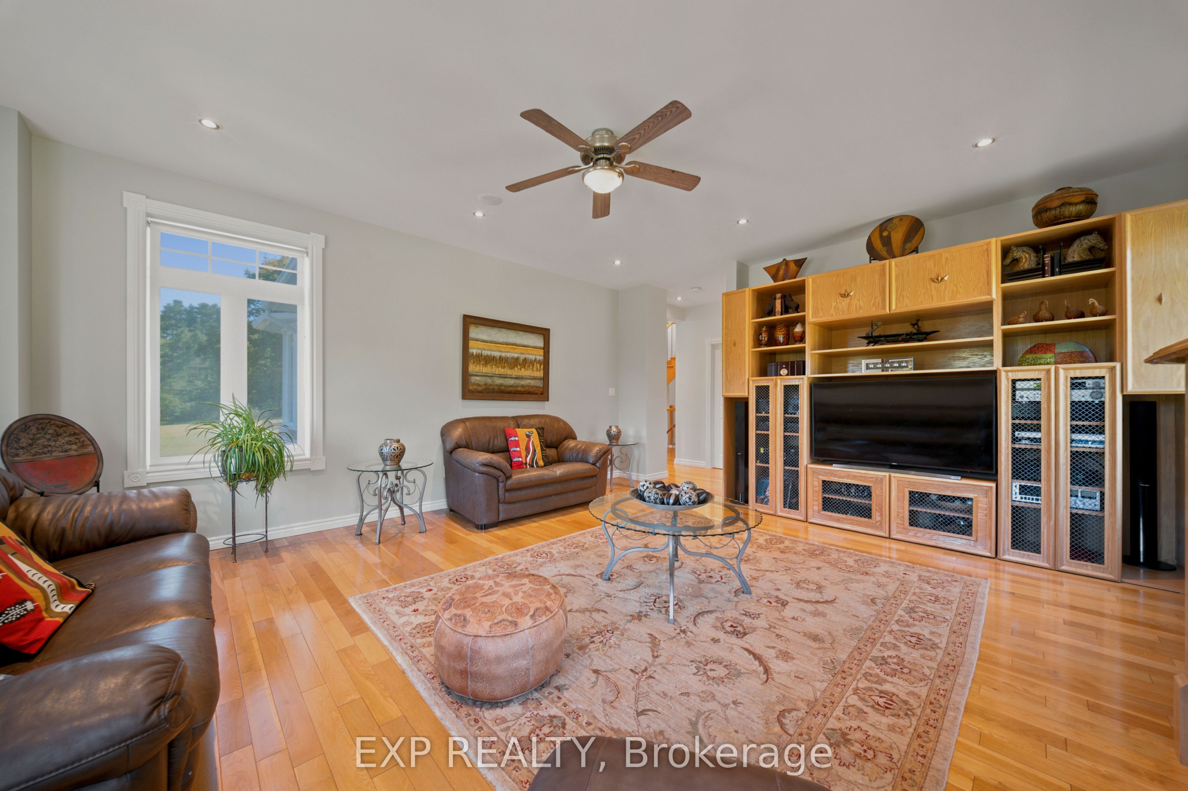 3402 Champlain Street Property Photo 21