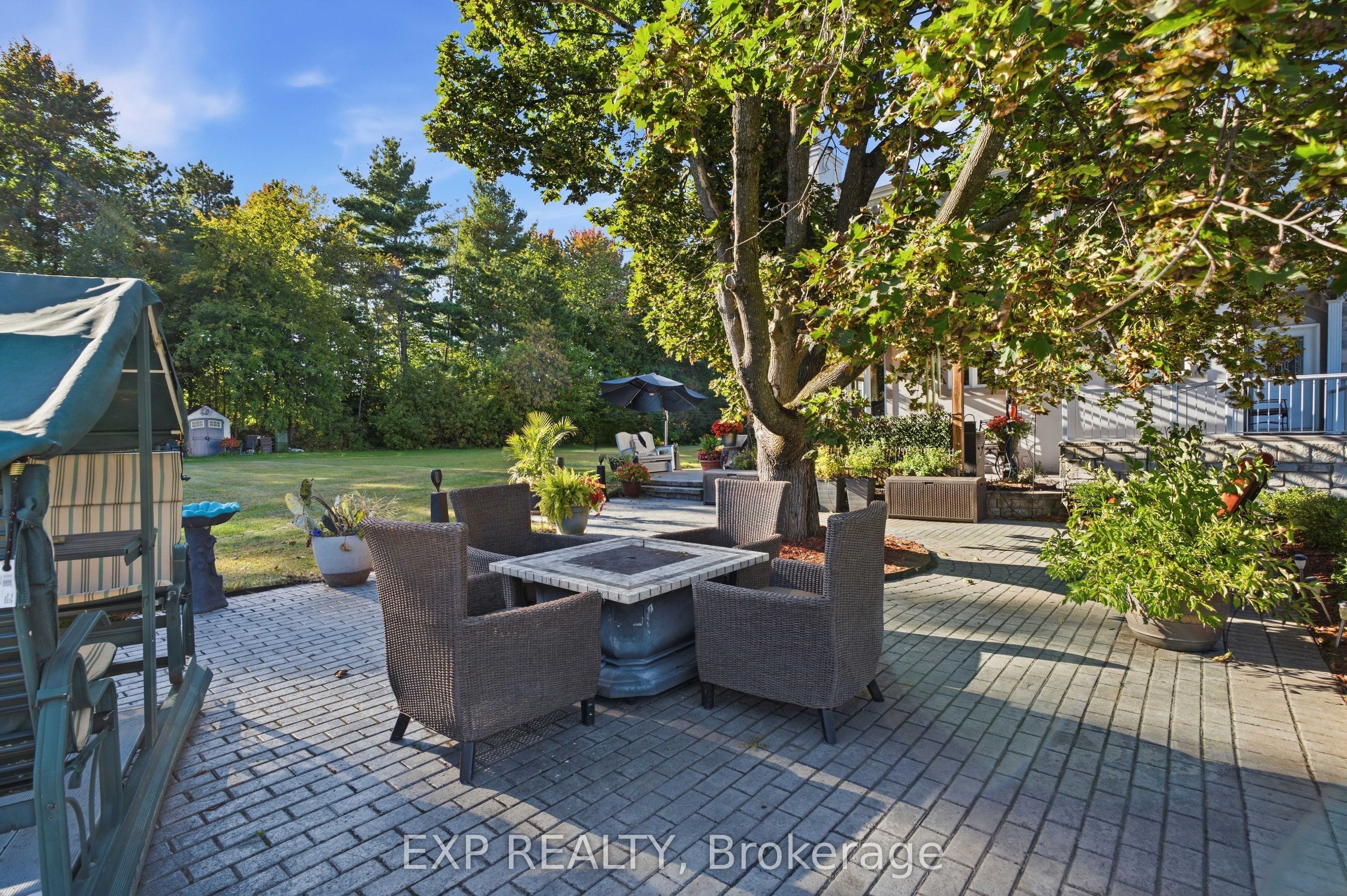 3402 Champlain Street Property Photo 42