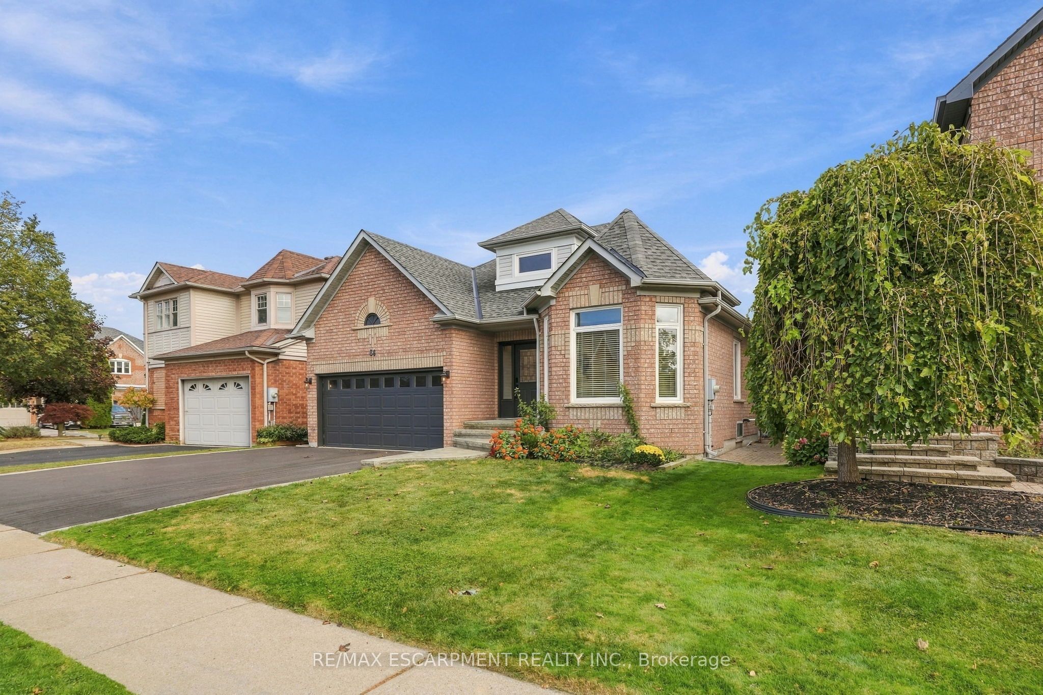 84 Riley Street Property Photo 2