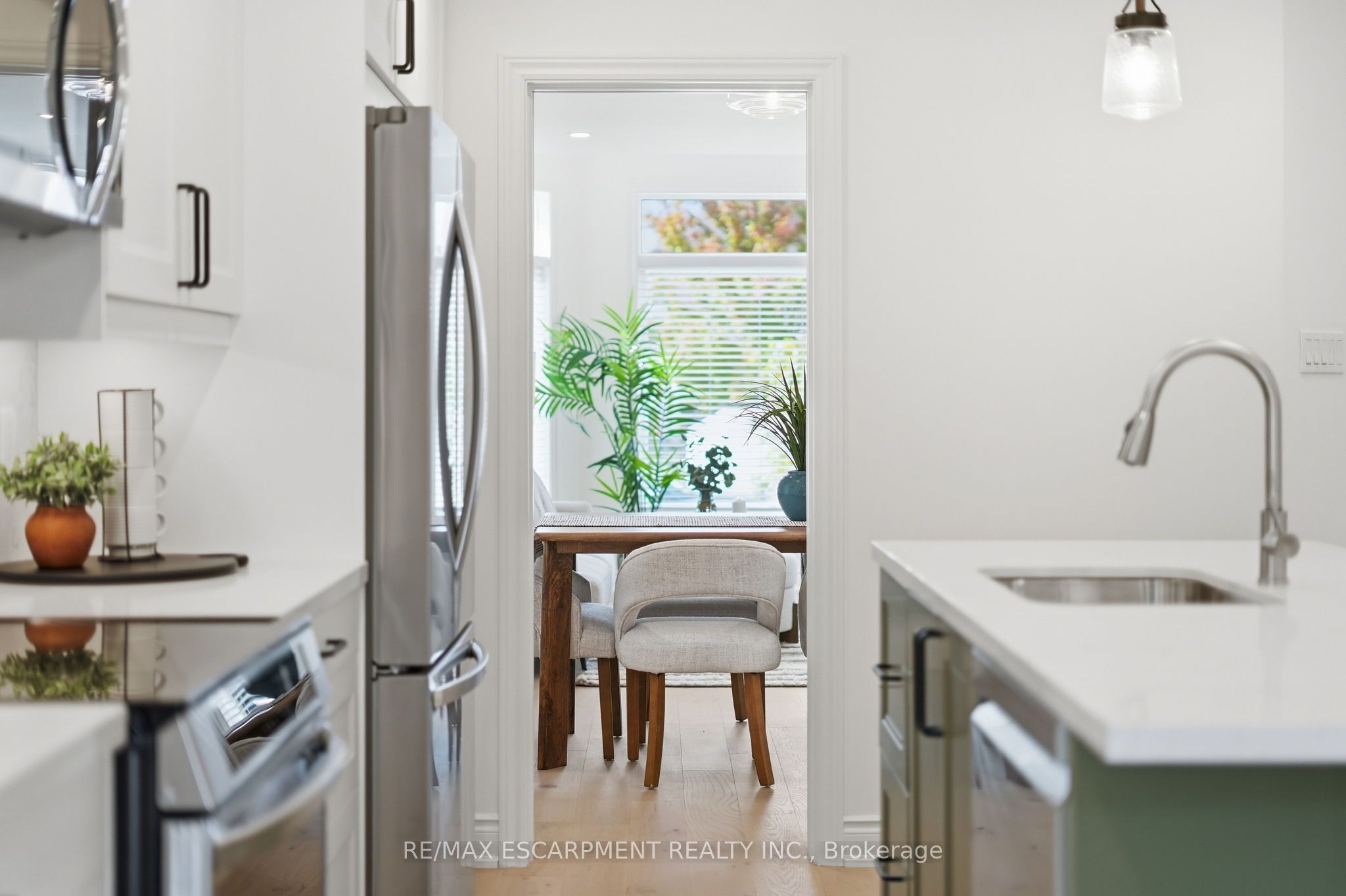 84 Riley Street Property Photo 11