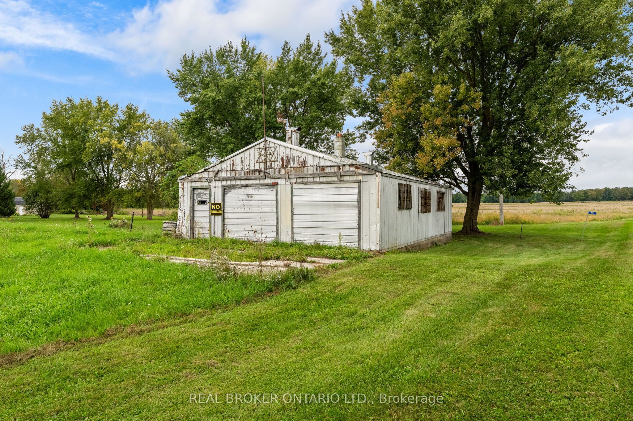 742 Josephine Street N Property Photo 7