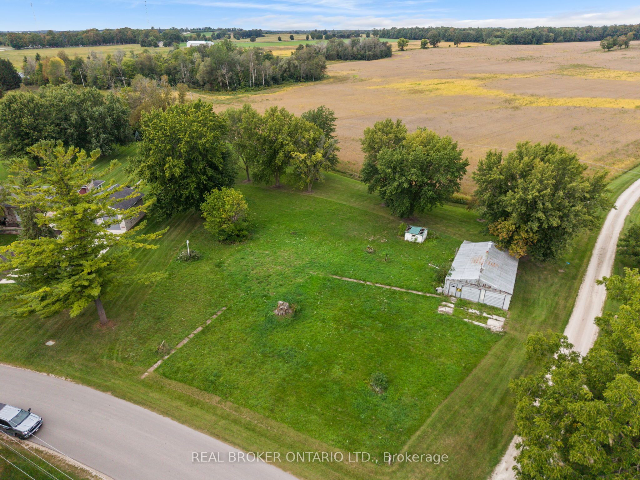 742 Josephine Street N Property Photo 17