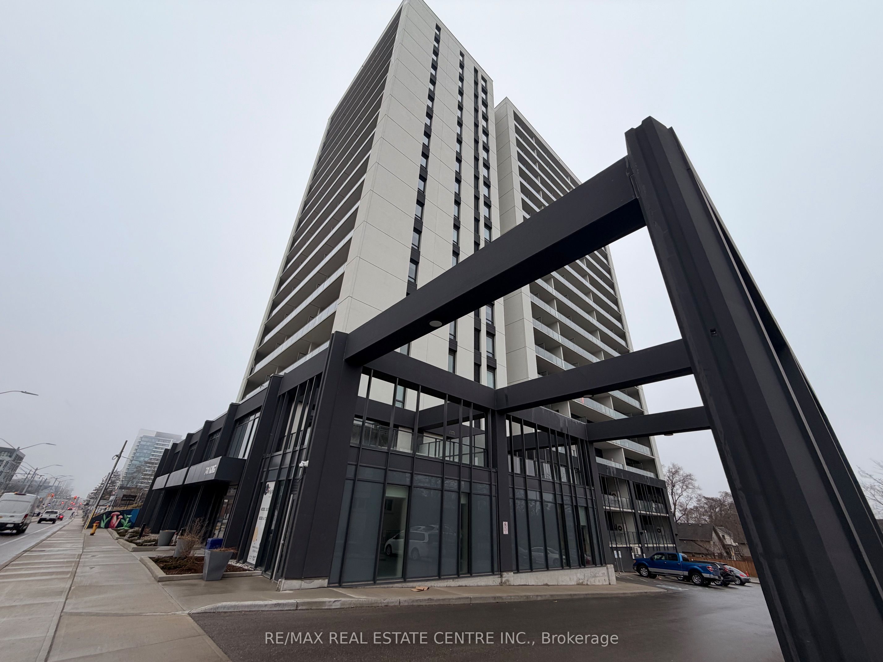 741 King Street W 301 Property Photo 1