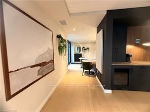 741 King Street W 301 Property Photo 26