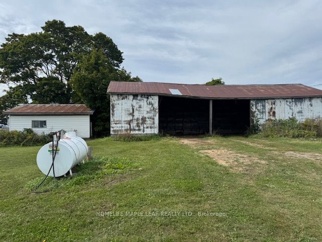 19244 Loyalist Parkway Property Photo 4