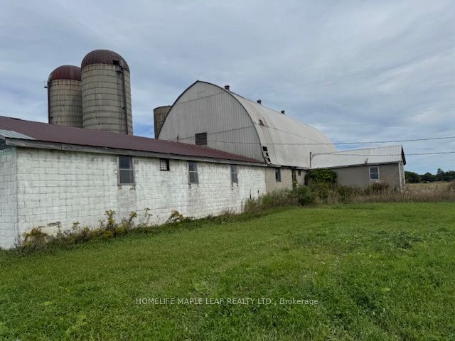 19244 Loyalist Parkway Property Photo 9
