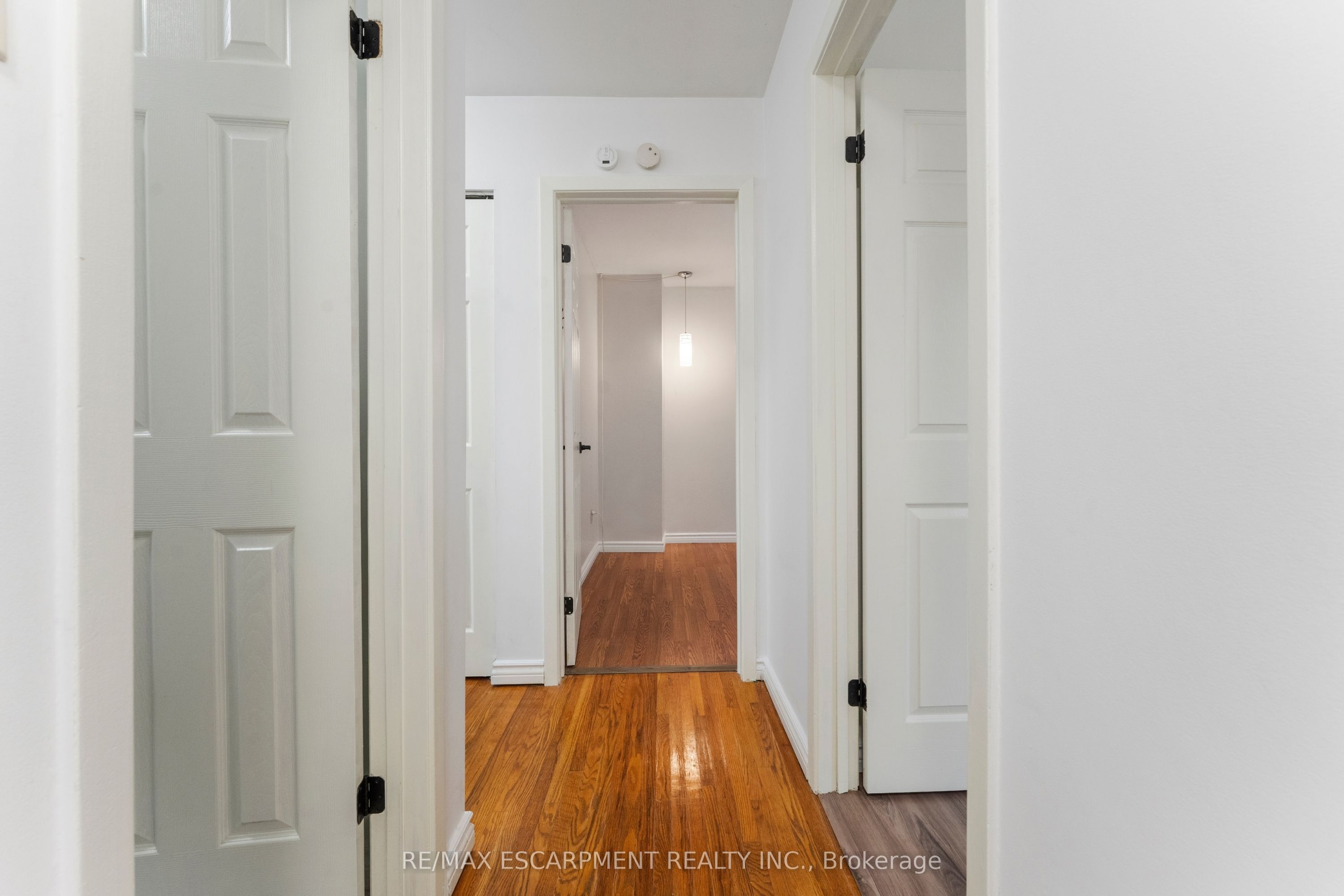 204 Birchcliffe Crescent Property Photo 22