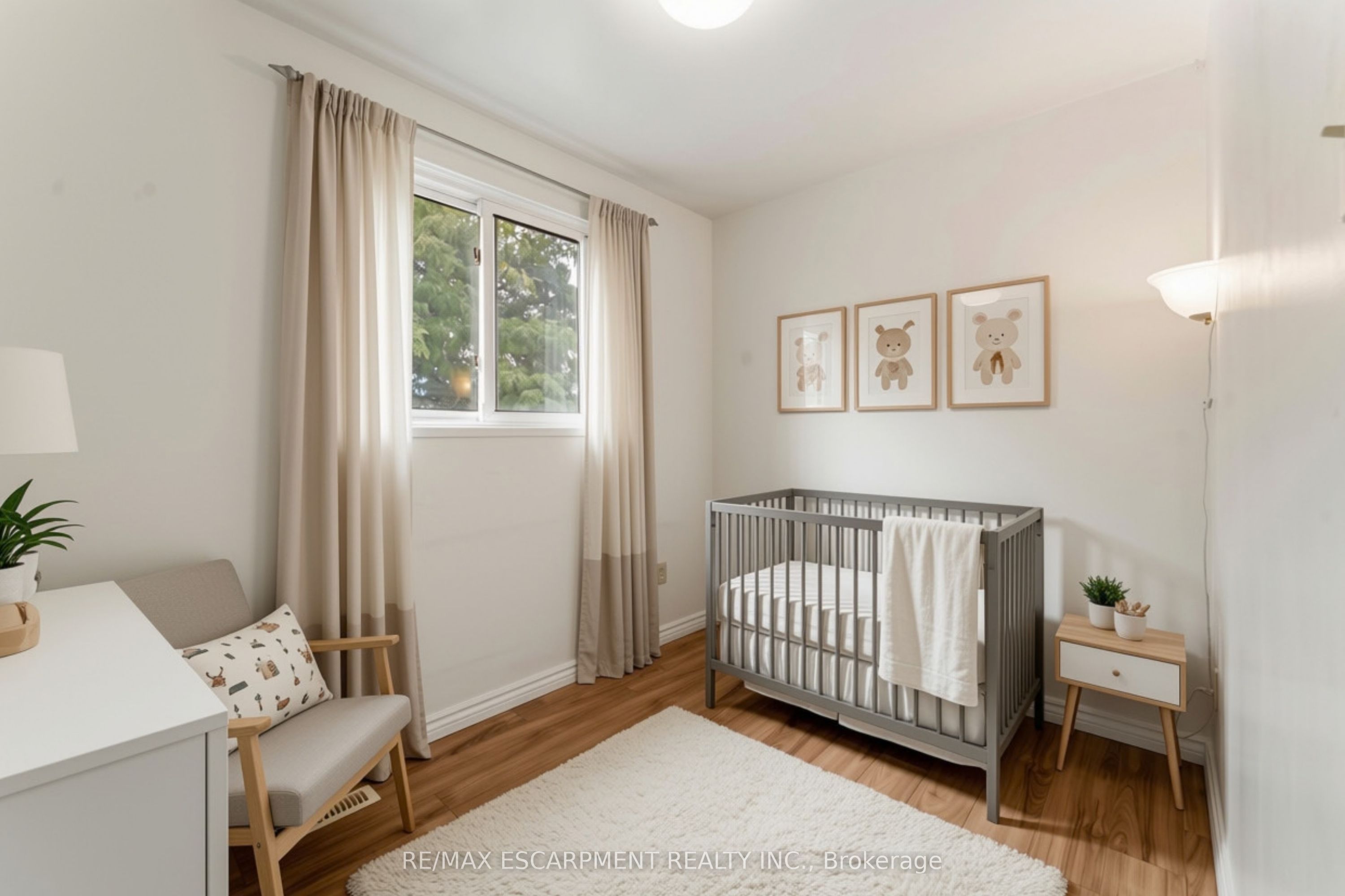 204 Birchcliffe Crescent Property Photo 23