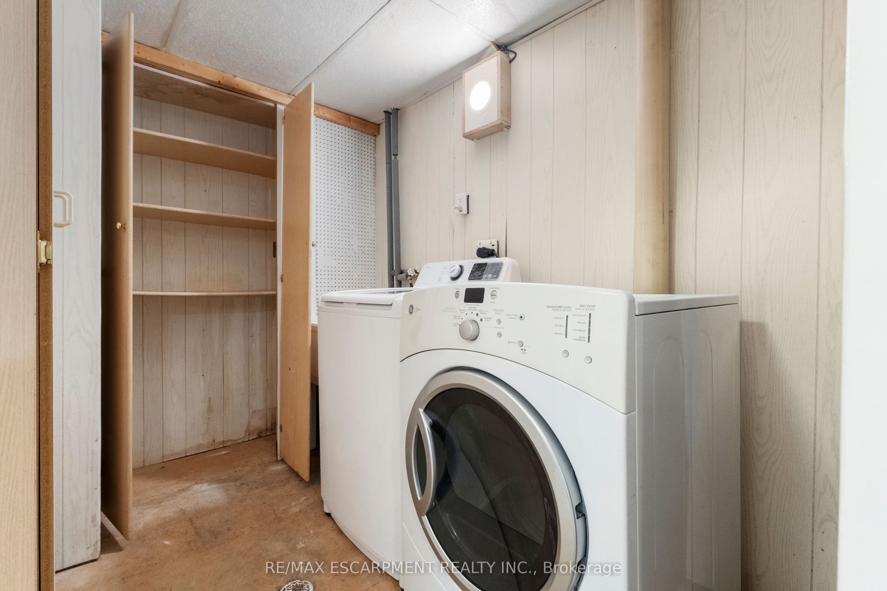 204 Birchcliffe Crescent Property Photo 36