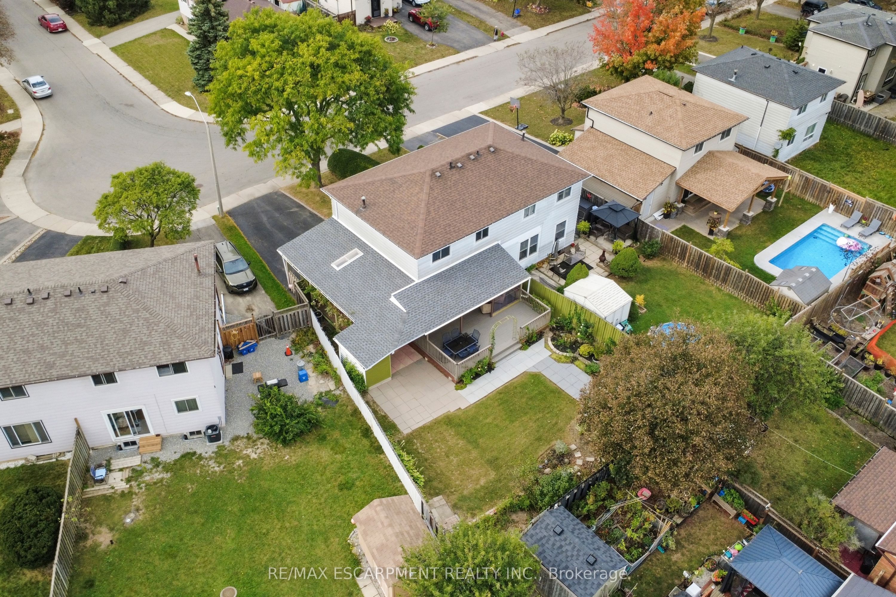 204 Birchcliffe Crescent Property Photo 46