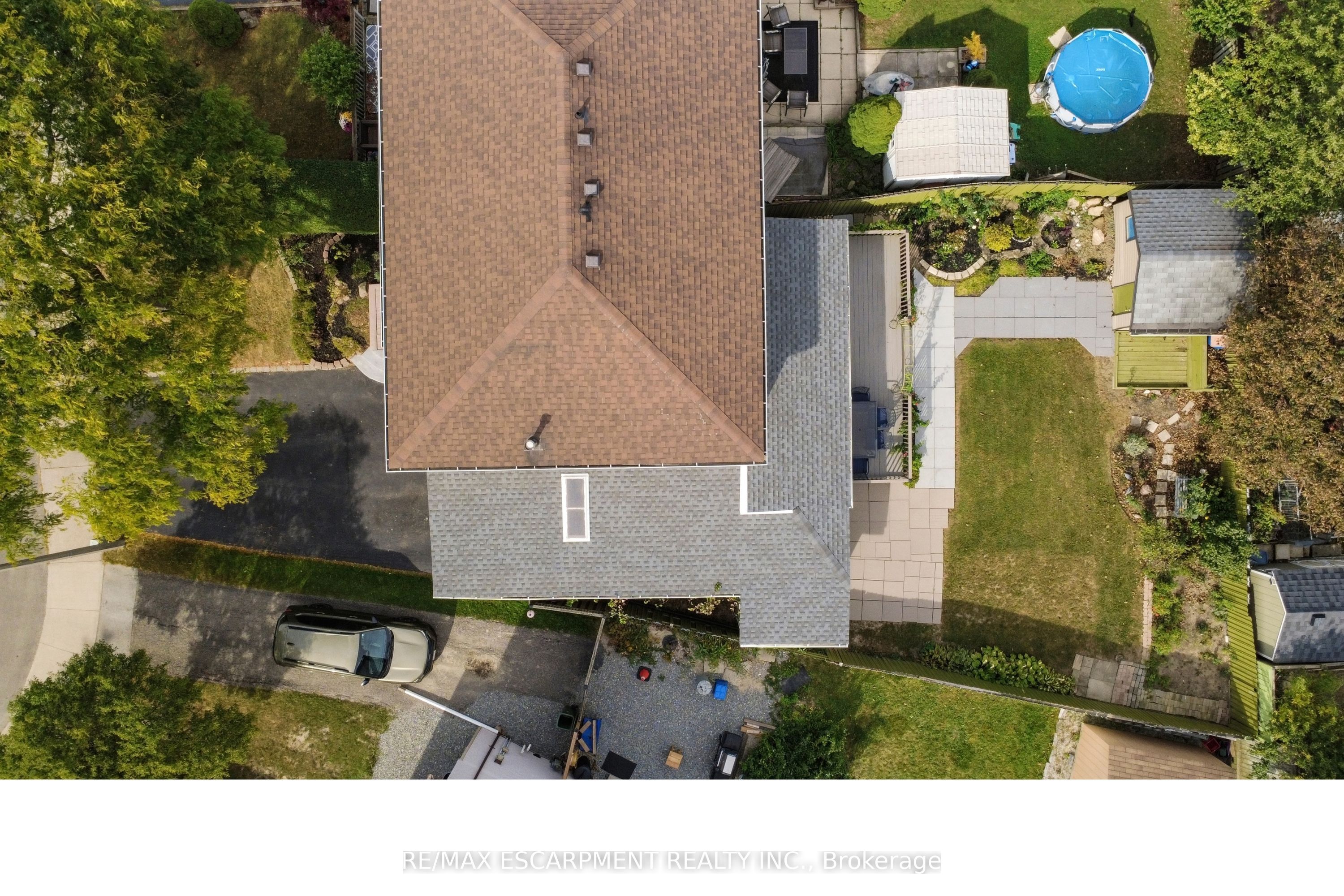 204 Birchcliffe Crescent Property Photo 47