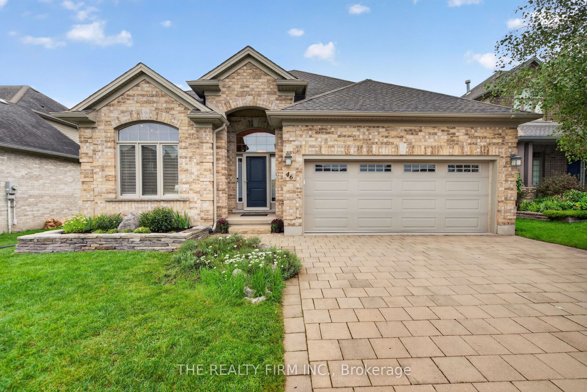 46 Ashwood Crescent Property Photo 1